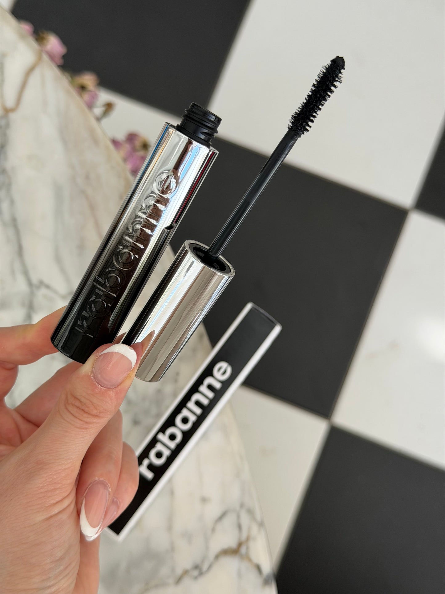 PACO RABANNE
Eyephoria Famous Mascara - Voluminizing 5-in-1