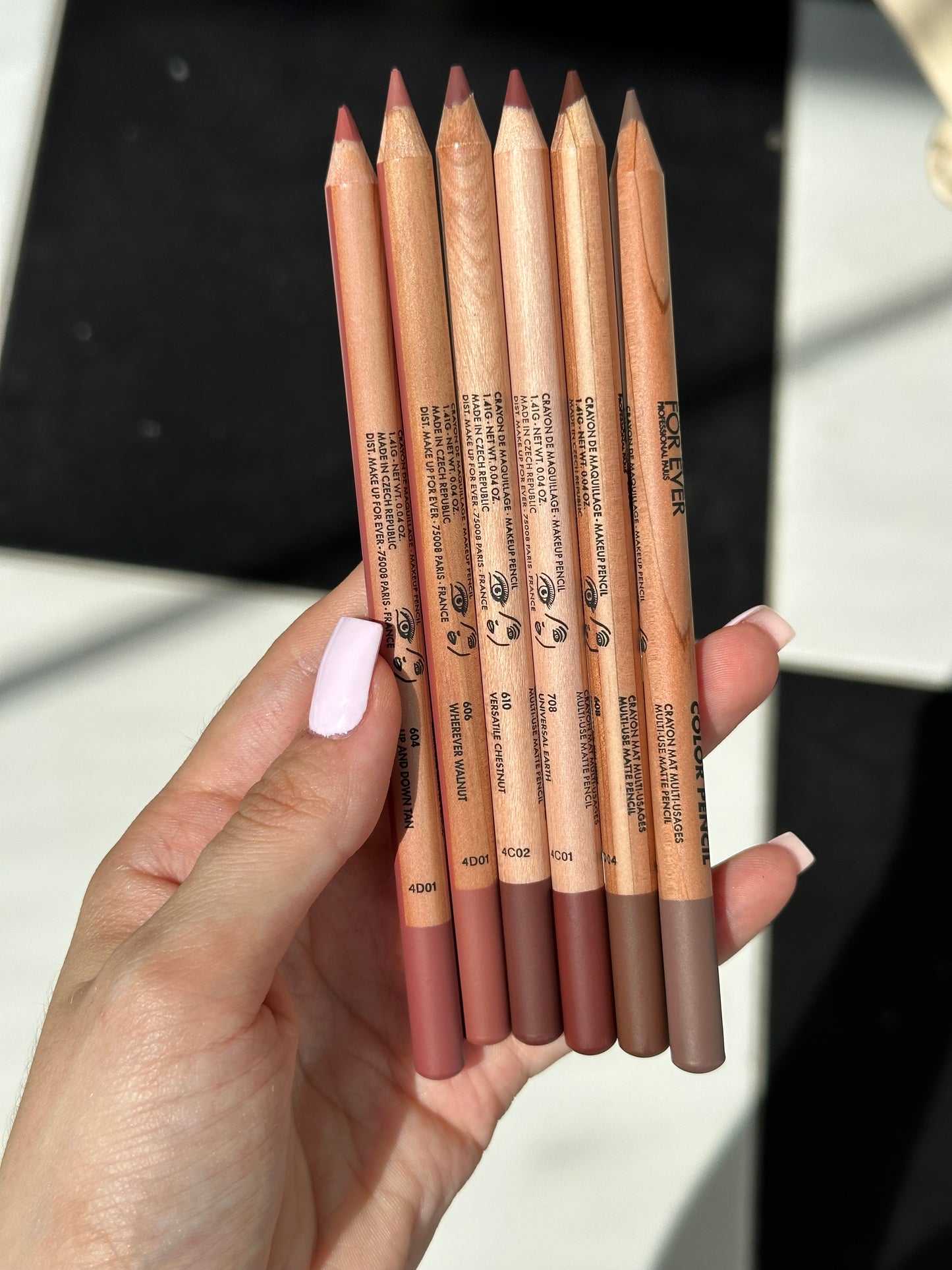 MAKE UP FOR EVER 
Artist Color Pencil (604)
Brow, Eye & Lip Liner