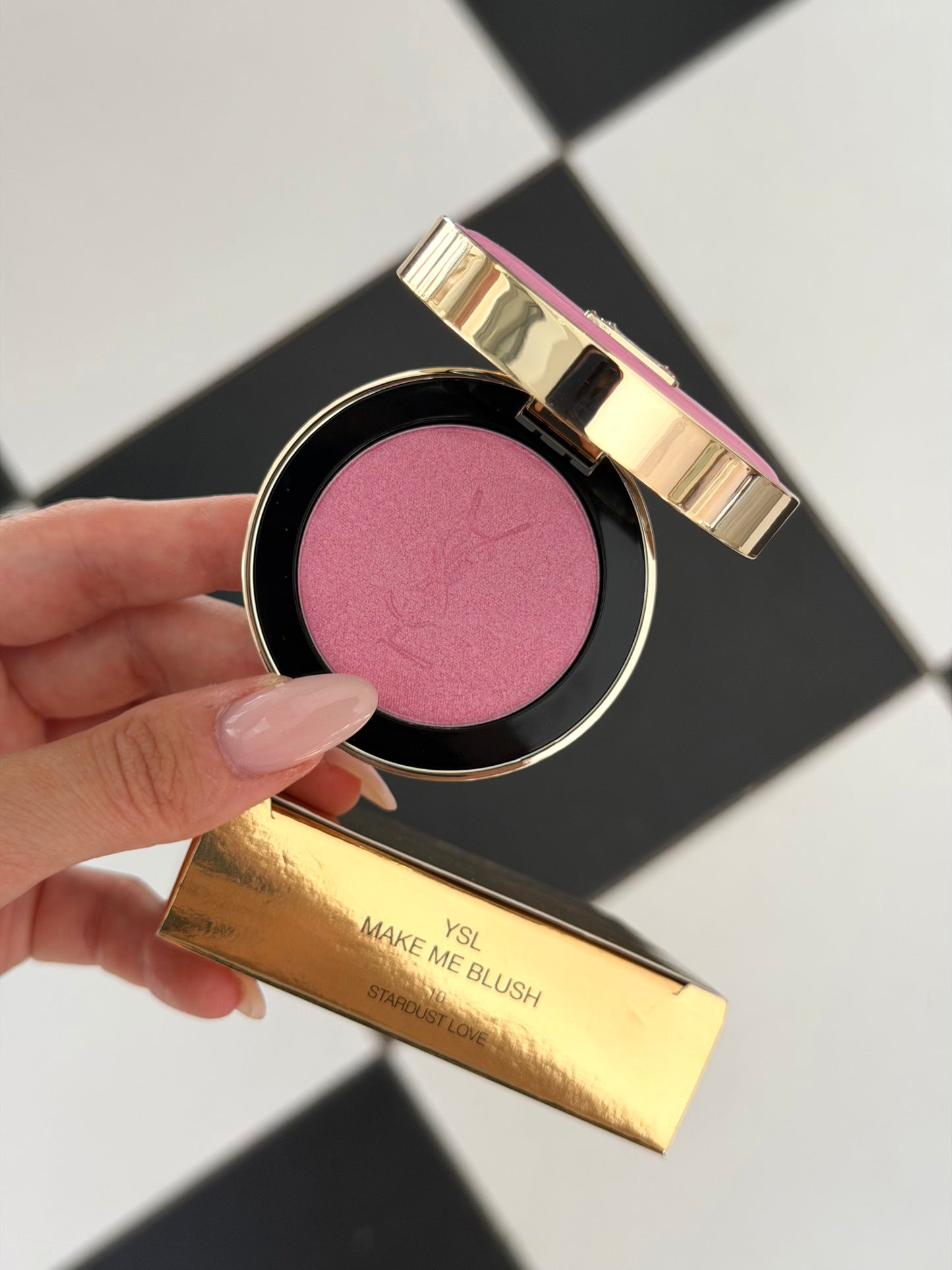 YSL Make Me Blush - Bold Blurring Blush (10)
