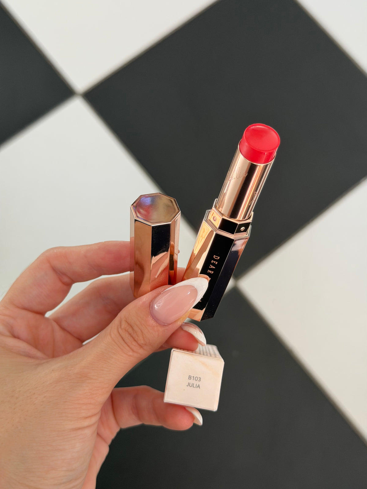 DEAR DAHLIA Blooming Edition - Julia
Lip Paradise Color Balm - Lip Balm