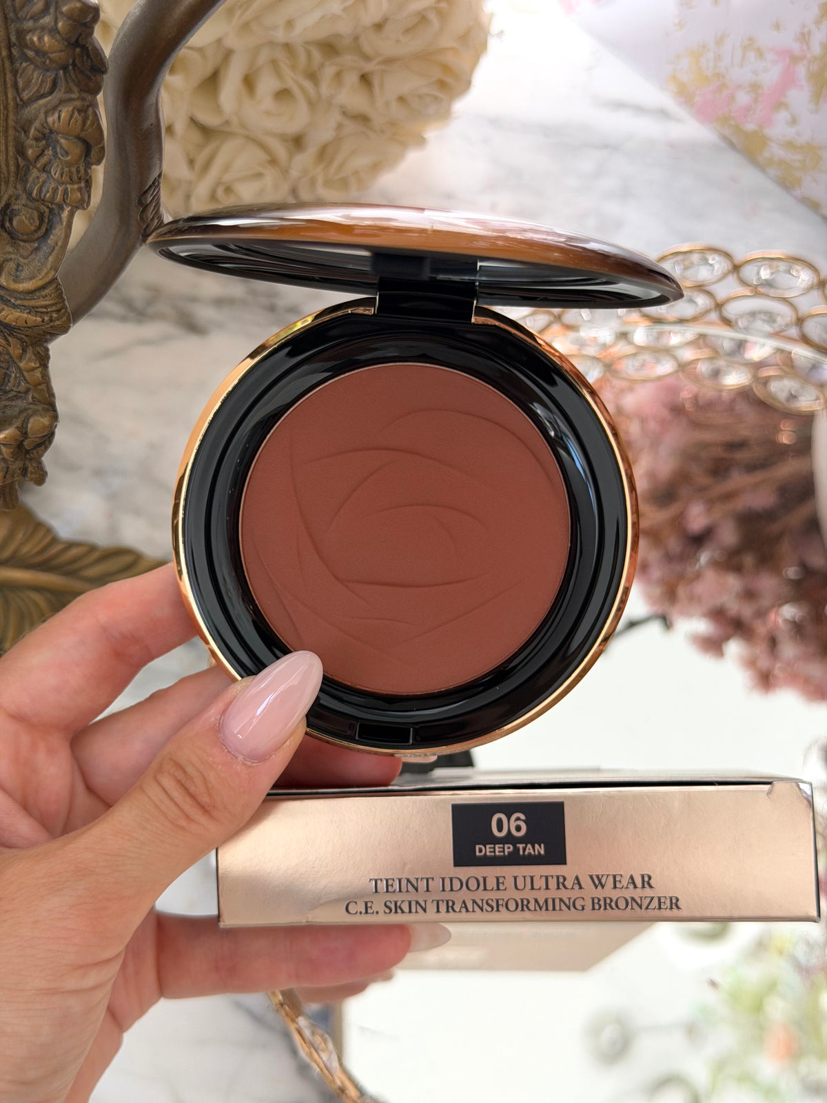 LANCOME Teint Idole Ultra Wear C.E Skin Transforming Bronzer (06)