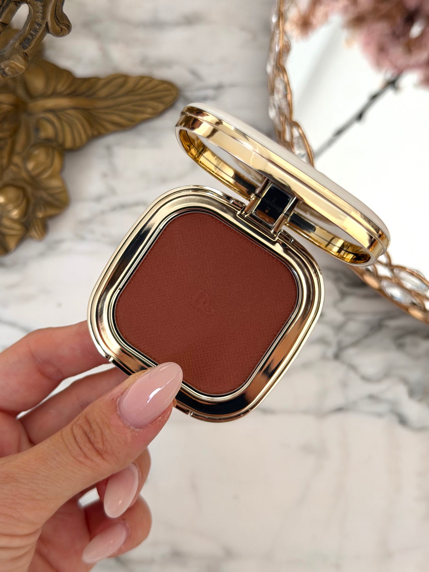 DOLCE & GABBANA
Cheek&Eyes Match - Lasting Blush & Eyshadow Powder (06)