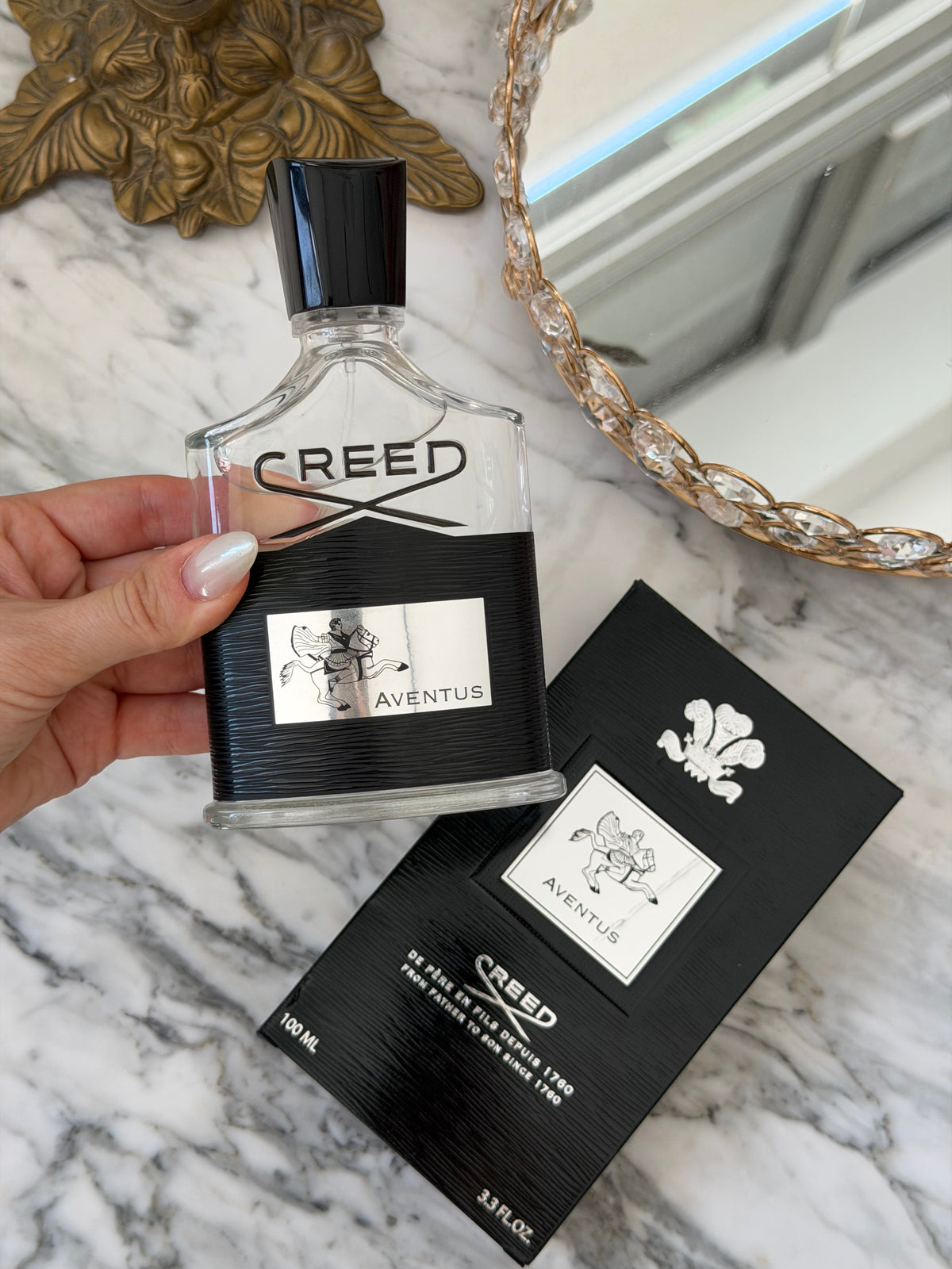 CREED Aventus
Dry Woods, Fresh, Citrus & Fruity