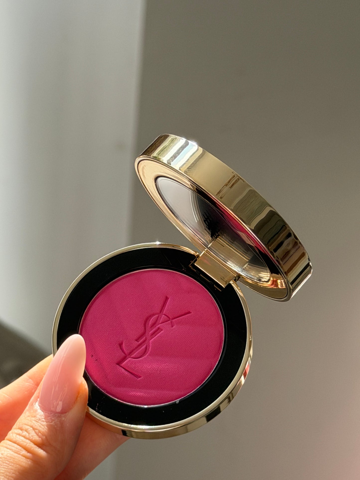 YSL Make Me Blush - Bold Blurring Blush (03)