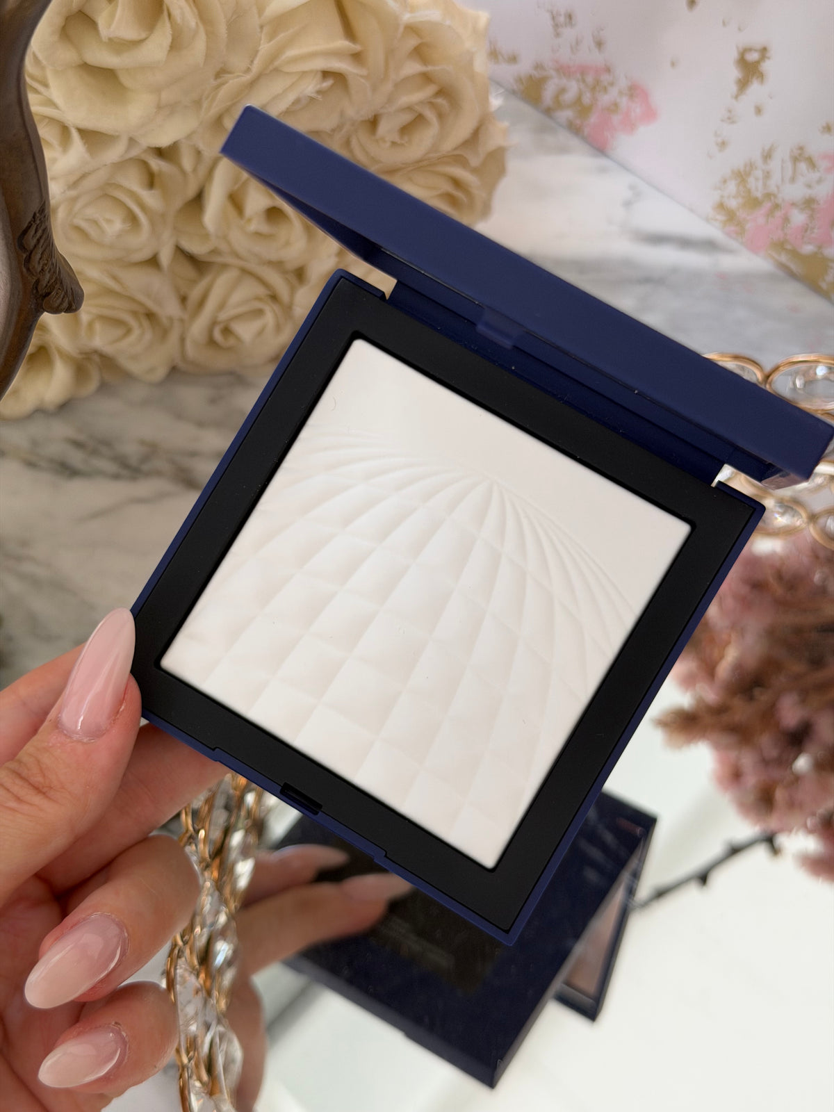 NARS Light Reflecting™ Pressed Setting Powder - Translucent Crystal