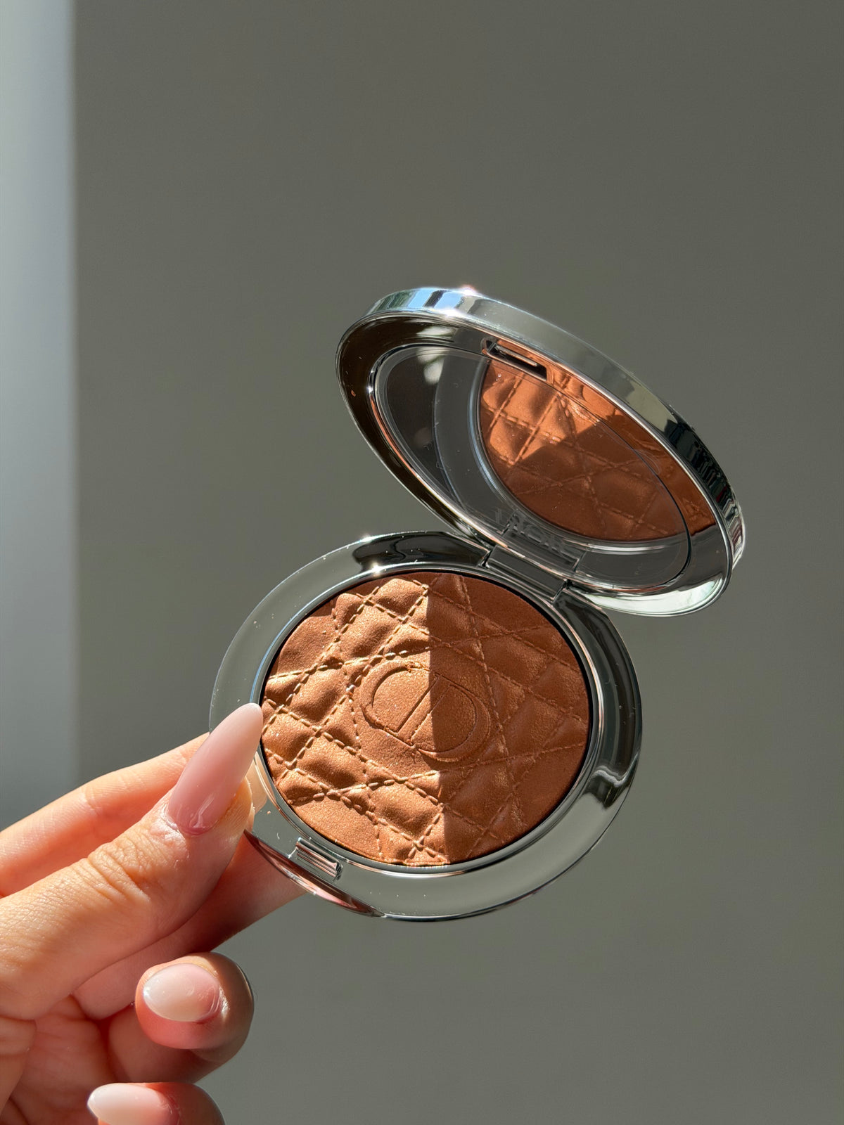 DIOR Forever Glow Luminizer - Illuminating Powder For Face (07)