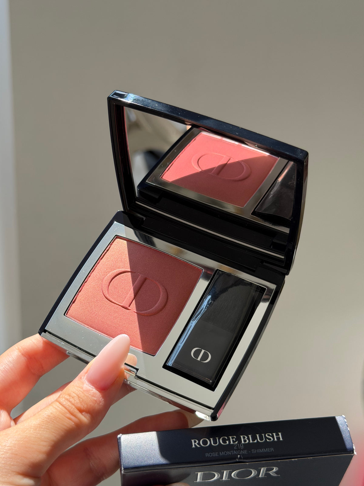 DIOR Rouge Blush
Couture Colour Makeup - Long Wear (219)