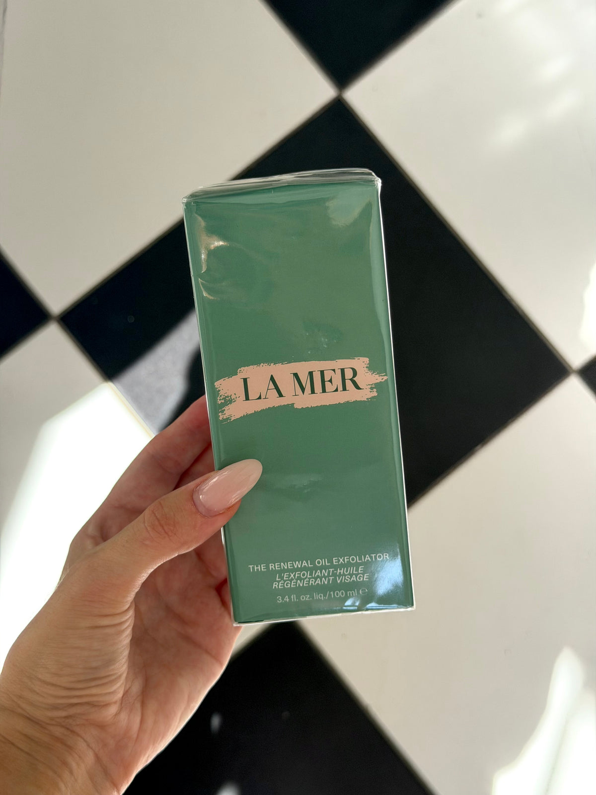 LA MER The Renewal Oil Exfoliator