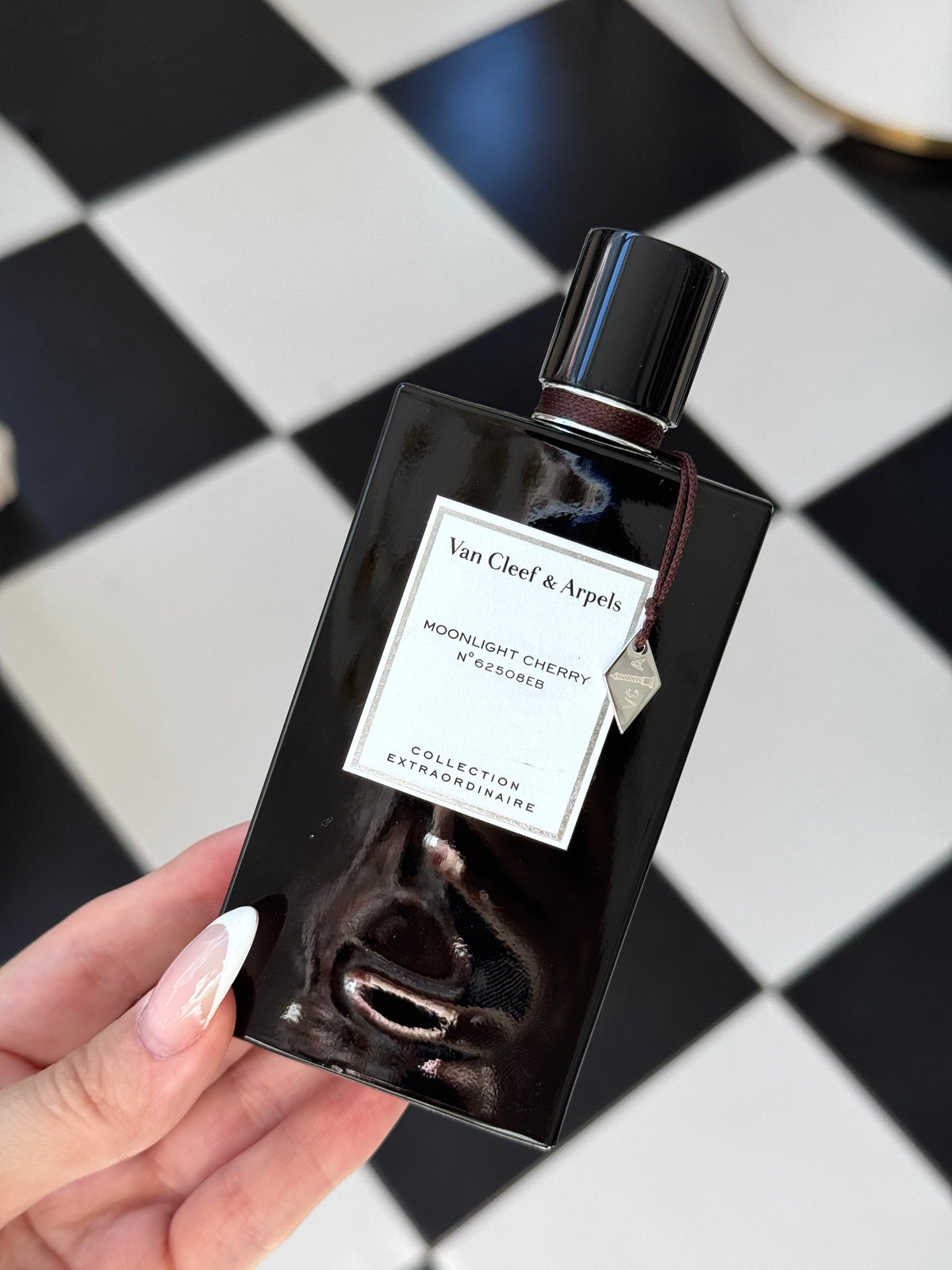 VAN CLEEF & ARPELS Moonlight Cherry Eau De Parfum - Collection Extraordinaire
