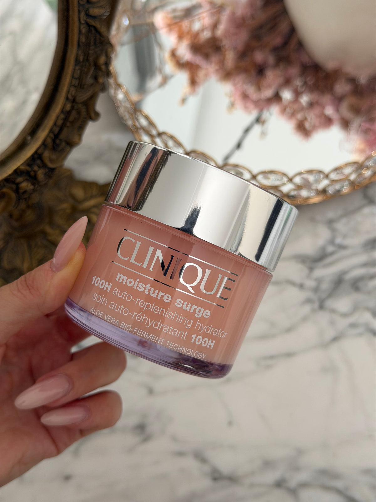 CLINIQUE Moisture Surge™ 100H Auto-Replenishing Hydrator