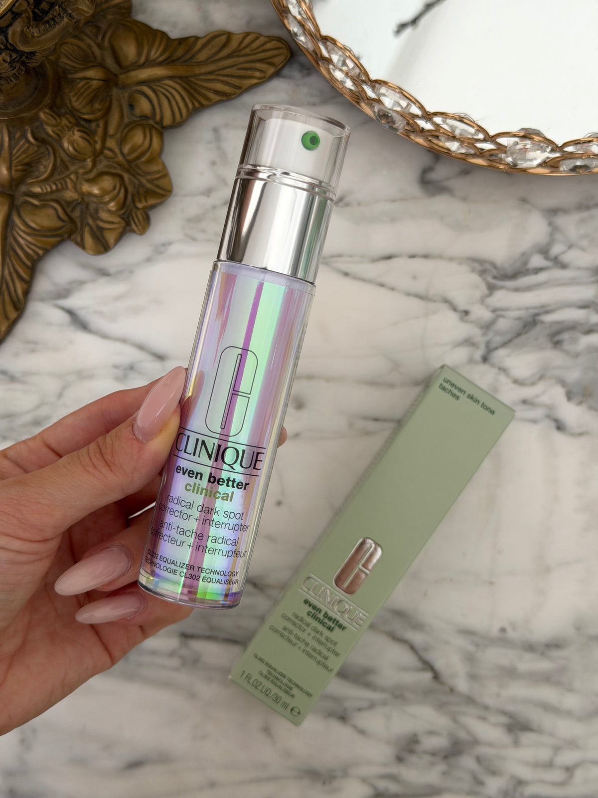 CLINIQUE Even Better Clinical™ Radical Dark Spot Corrector + Interrupter - All Skin Types