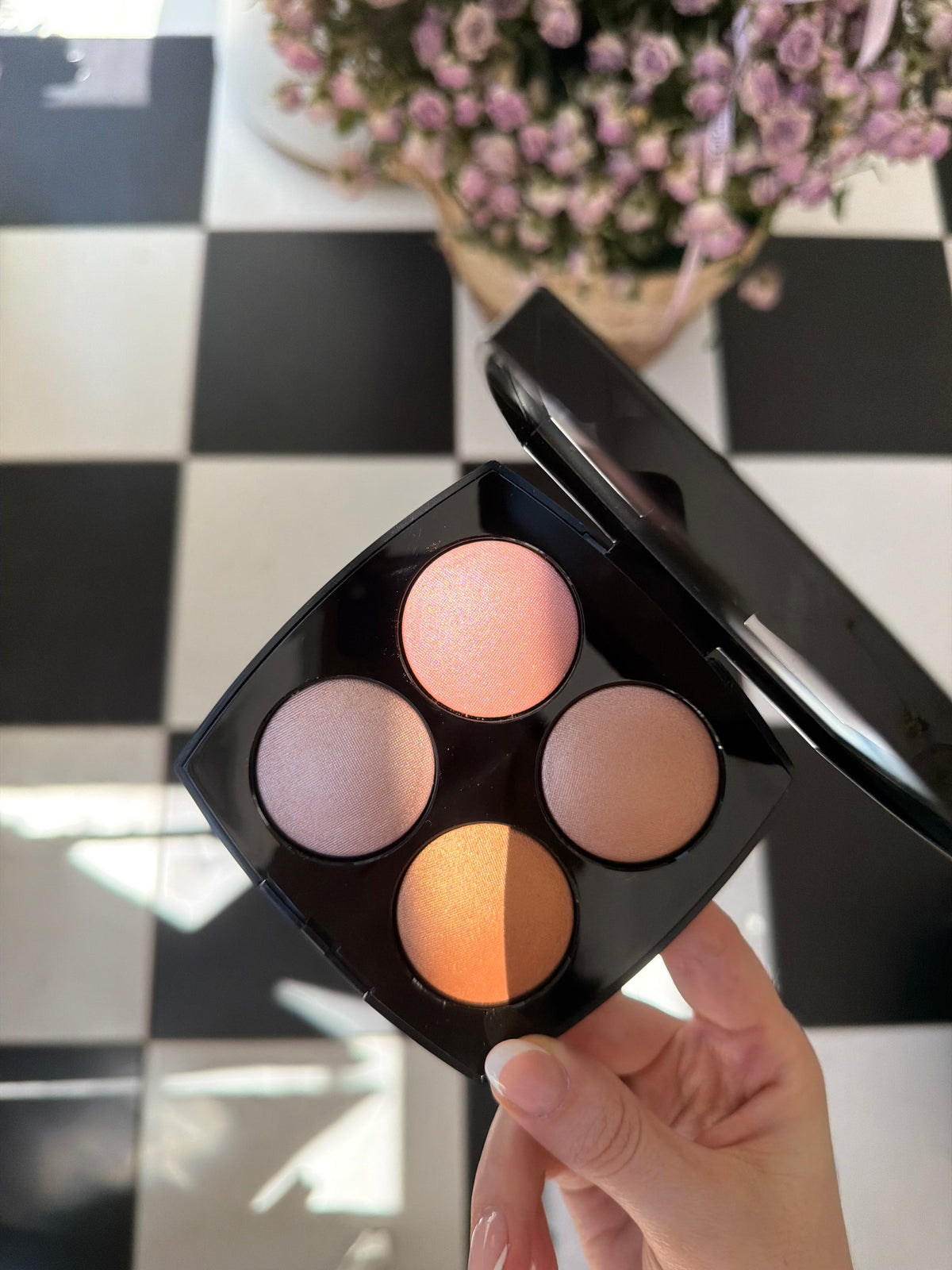 CHANEL Jeux De Lumières Eyeshadow and Highlighter Palette Limited Edition