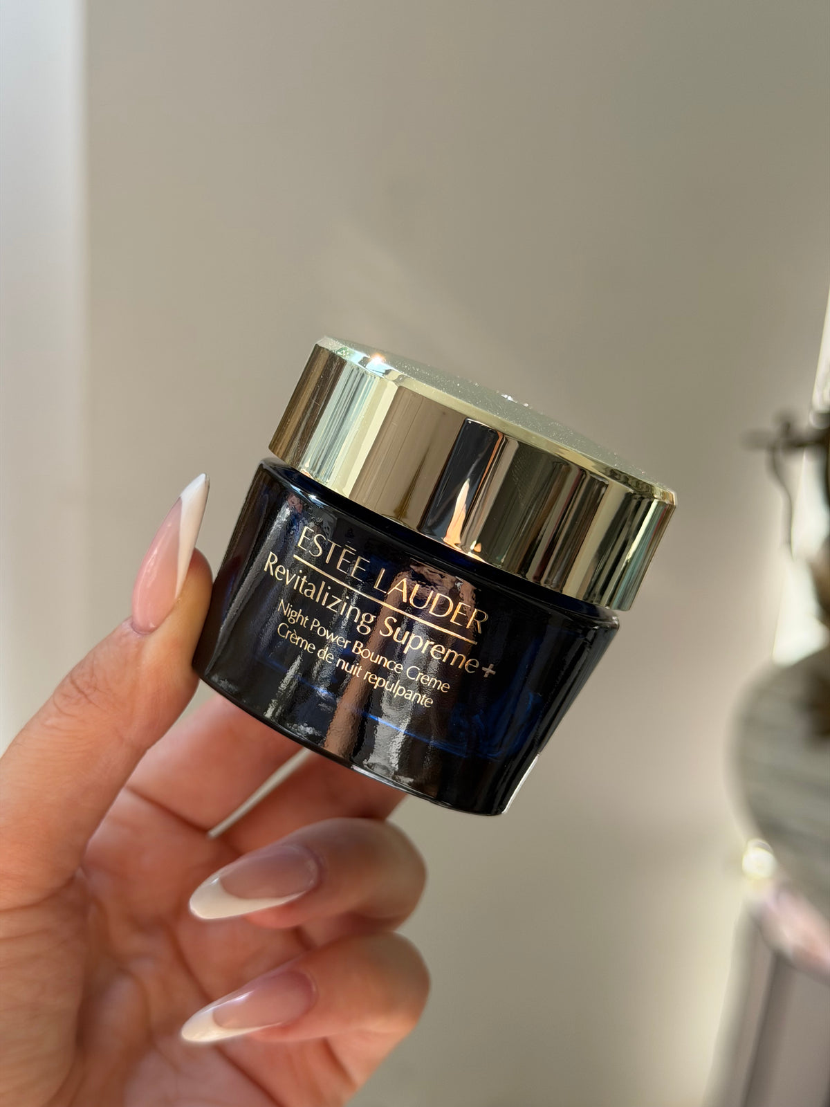 ESTEE LAUDER Revitalizing Supreme+
Night Power Bounce Creme Moisturizer