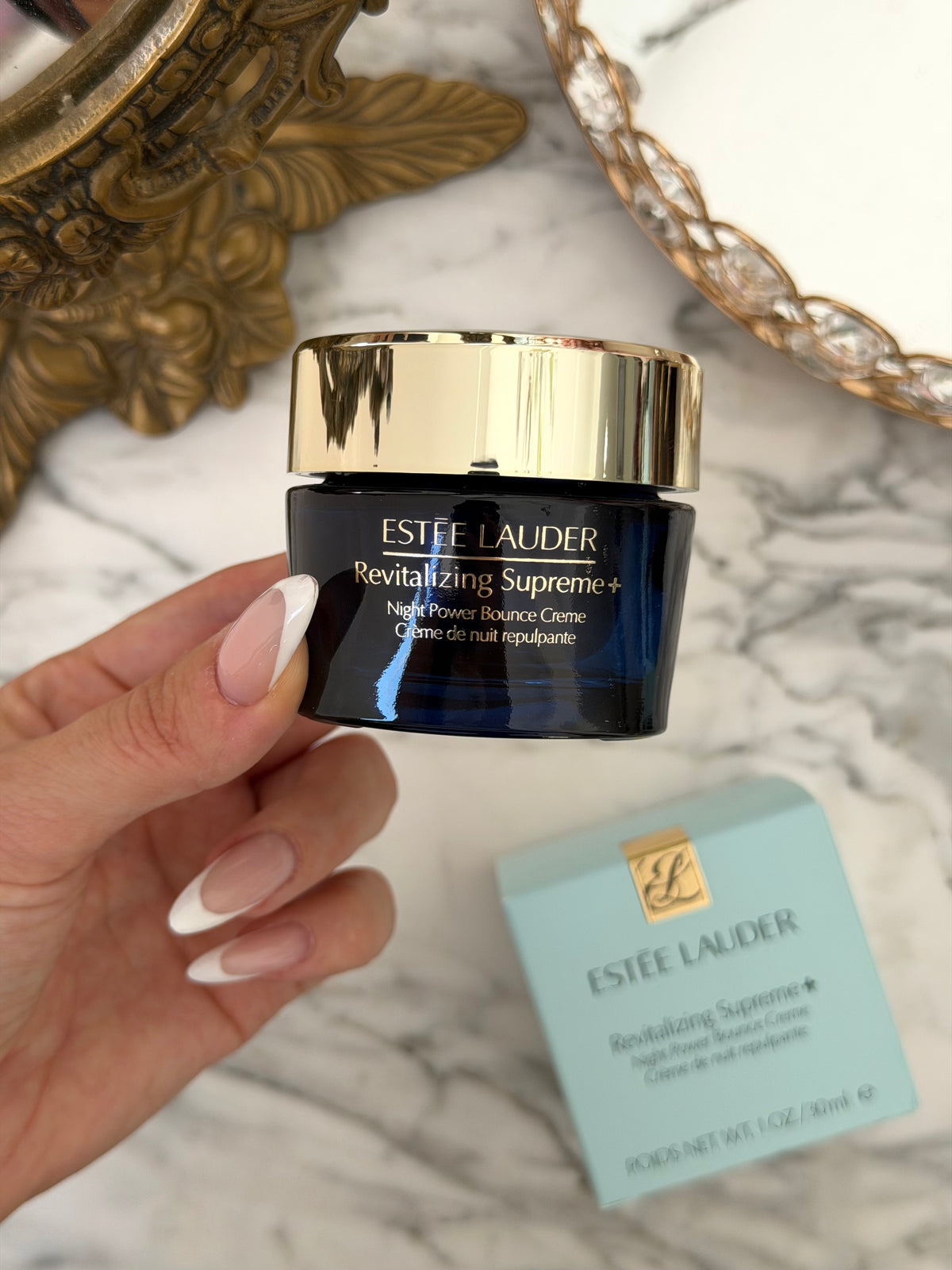 ESTEE LAUDER Revitalizing Supreme+
Night Power Bounce Creme Moisturizer