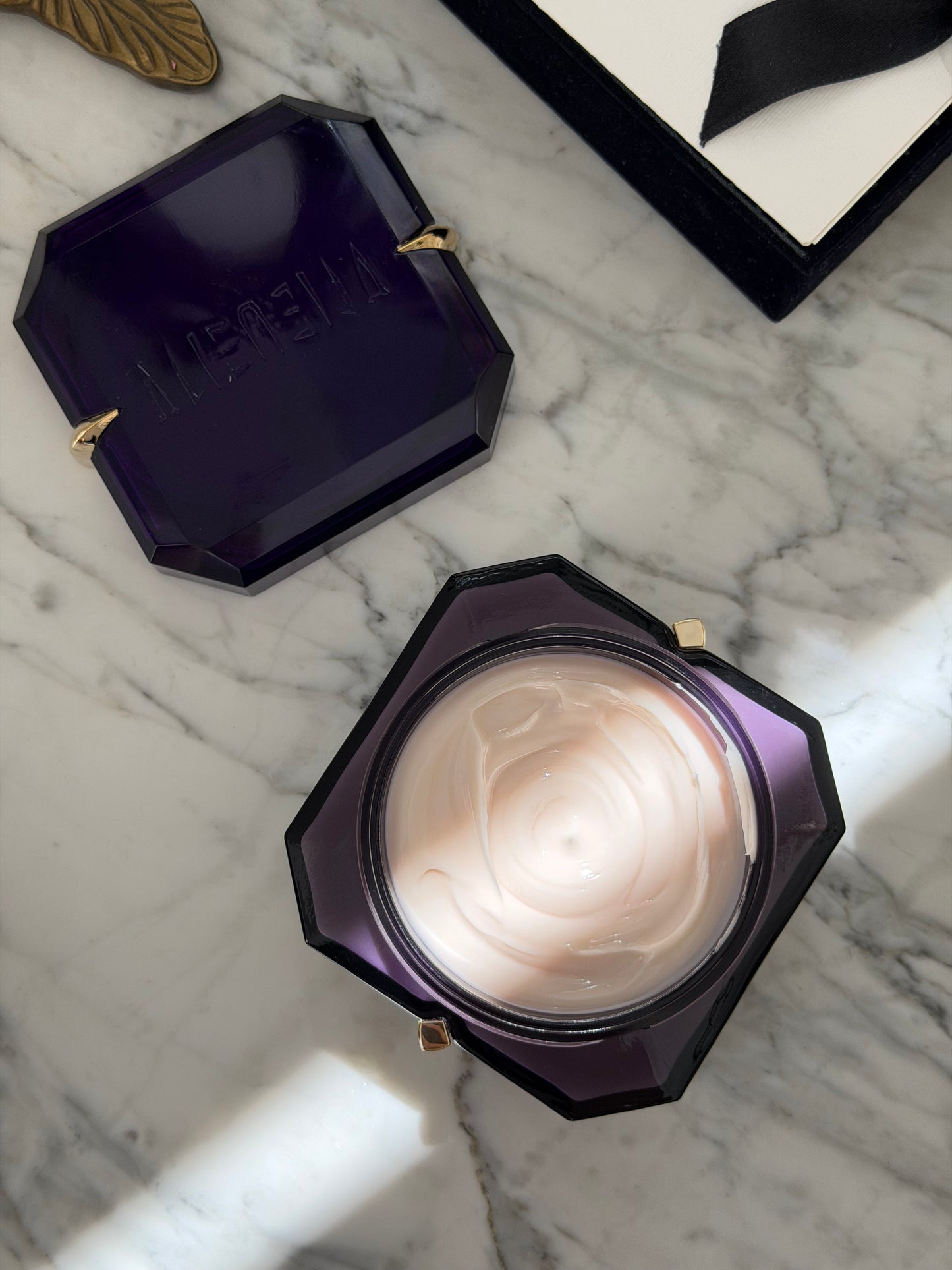 THIERRY MUGLER Alien Beautifying Body Cream