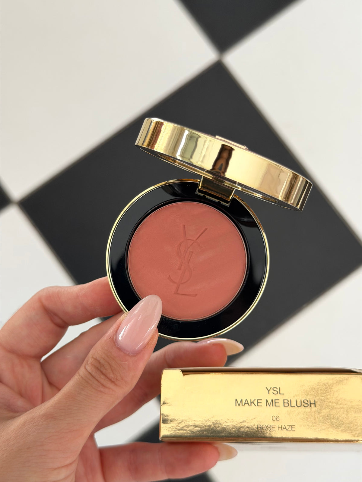 YSL Make Me Blush - Bold Blurring Blush (06)