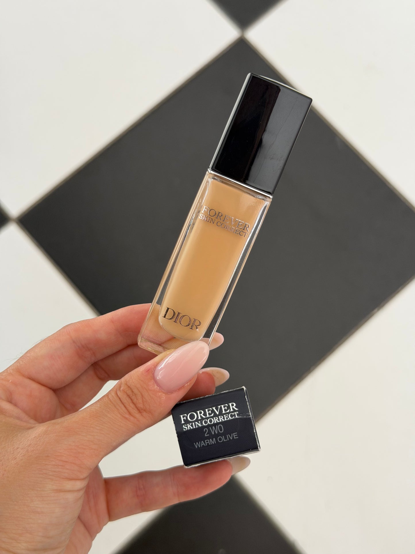 DIOR Forever Skin Correct (2WO)
Full-Coverage Concealer - 24h Hydration and Wear - No Transfer