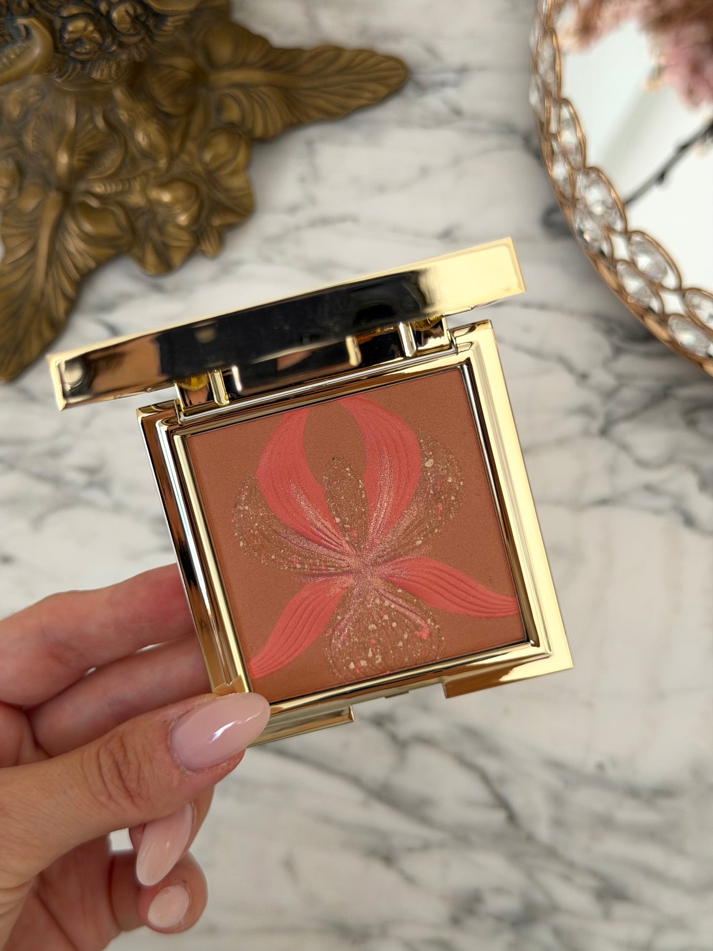 SISLEY L'Orchidée
Highlighter Blush (1)