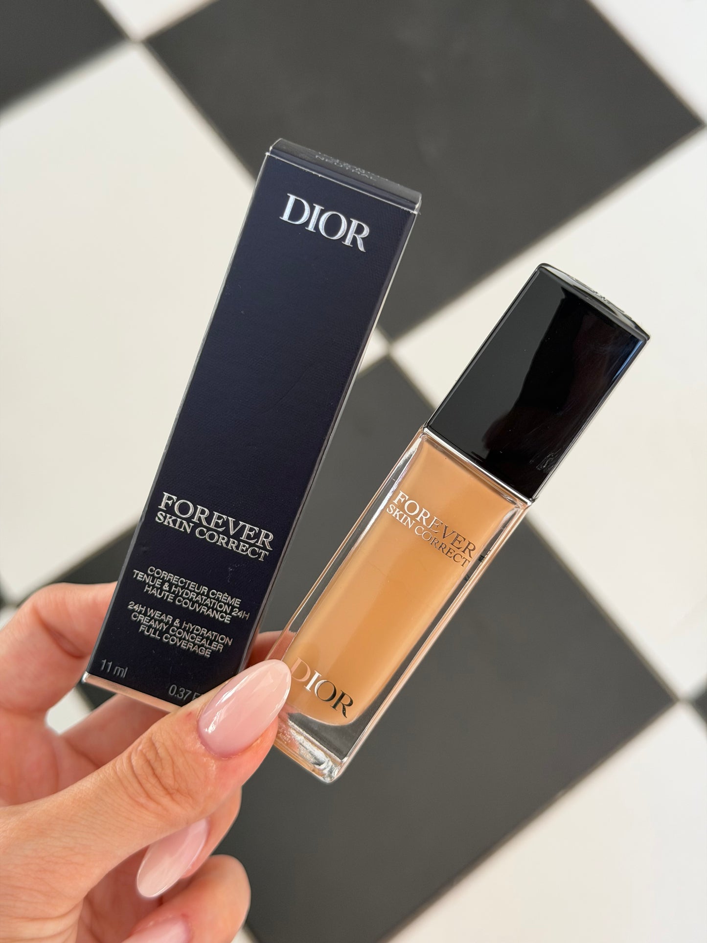DIOR Forever Skin Correct (3W)
Full-Coverage Concealer - 24h Hydration and Wear - No Transfer