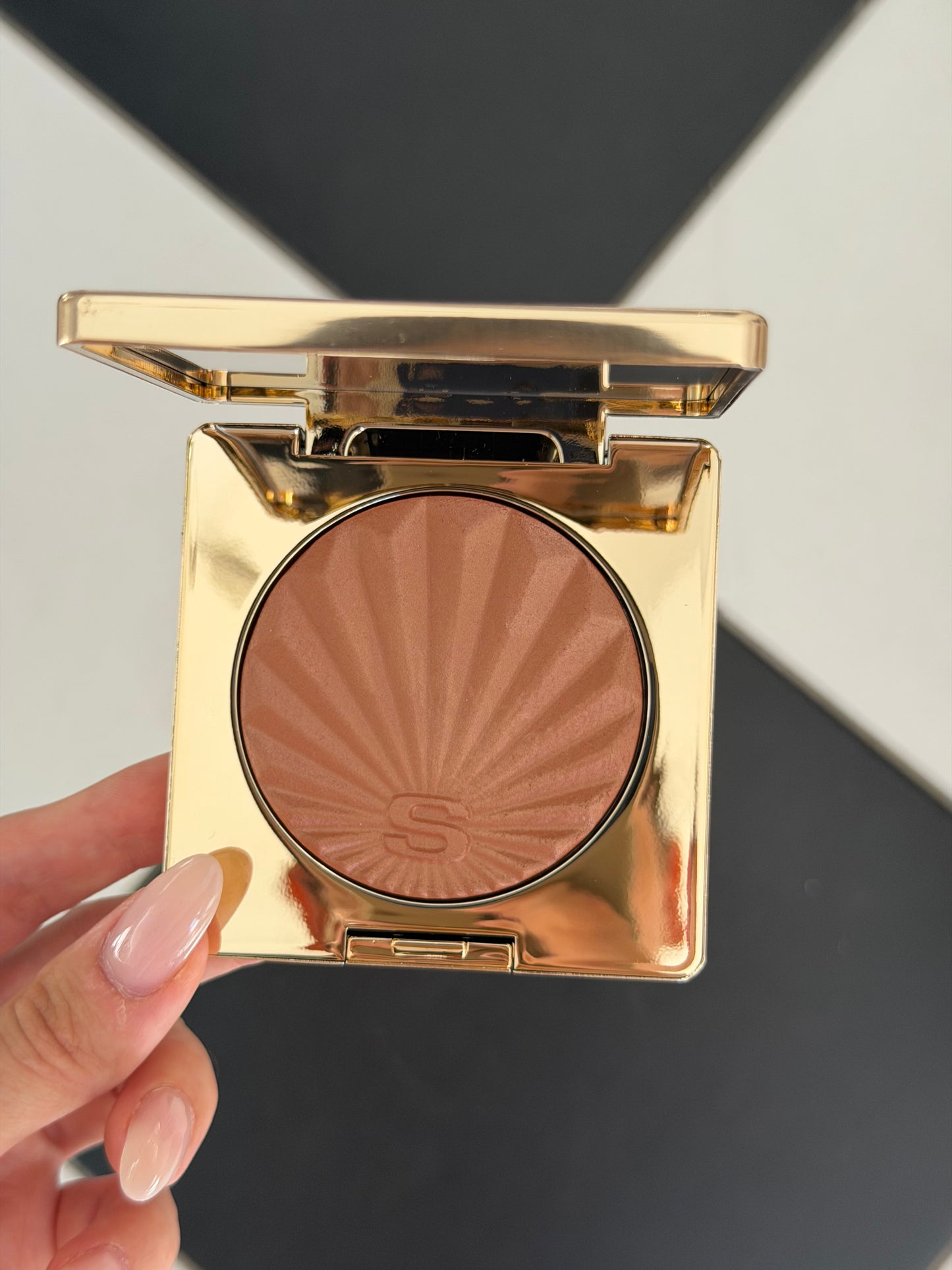 SISLEY Phyto-Touche Illusion D'été Sun-Kissed Powder-Gel