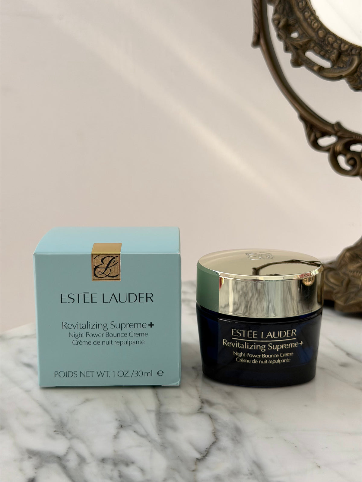 ESTEE LAUDER Revitalizing Supreme+
Night Power Bounce Creme Moisturizer