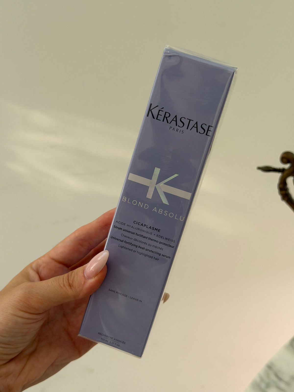 KÉRASTASE
Blond Absolu Cicaplasme Heat Protectant - With Hyaluronic Acid for all Blonde Hair Types