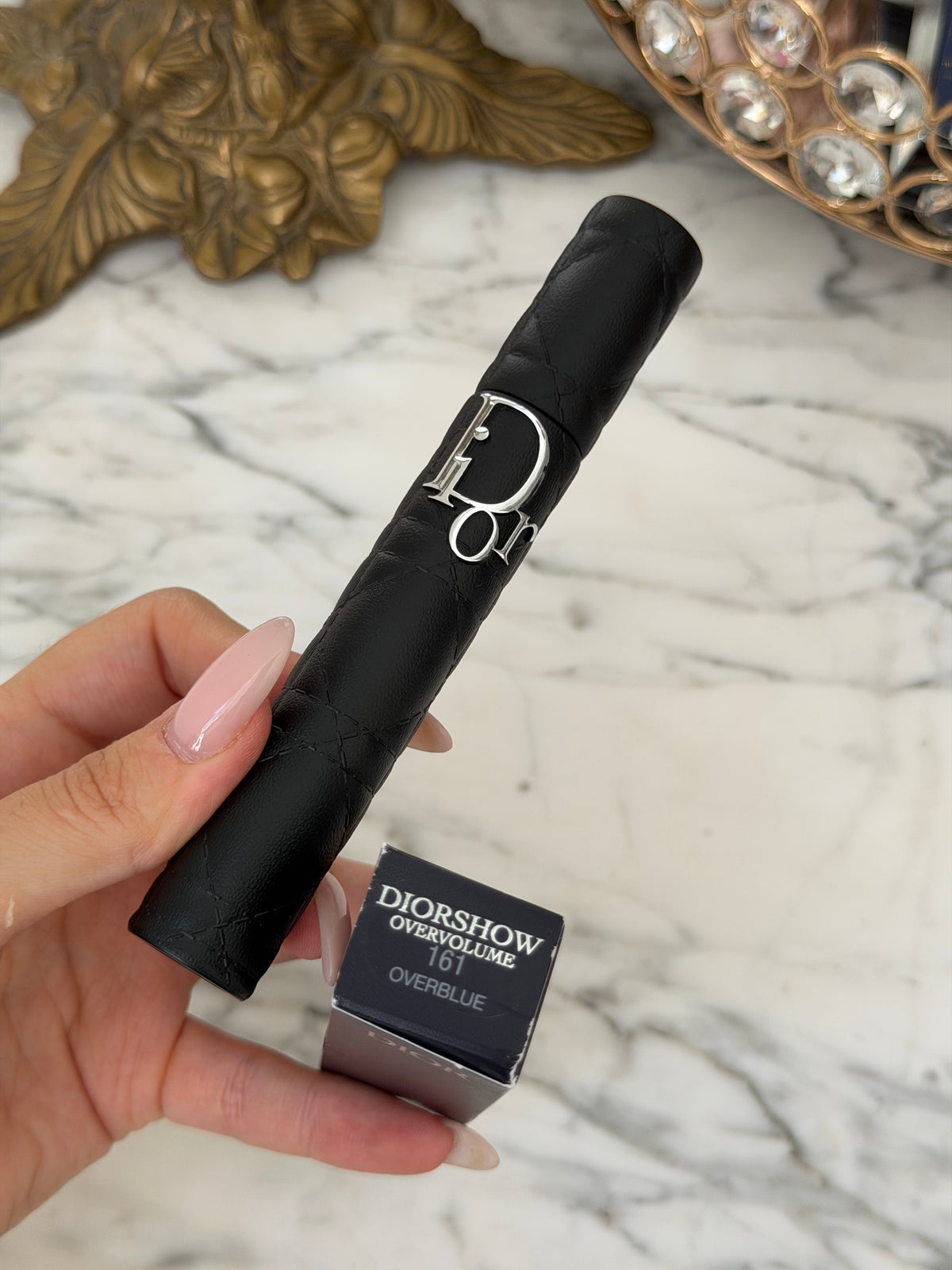 DIOR Diorshow Overvolume (161)
24-Hour Extreme Volume Mascara – Lash-by-Lash Fan Effect