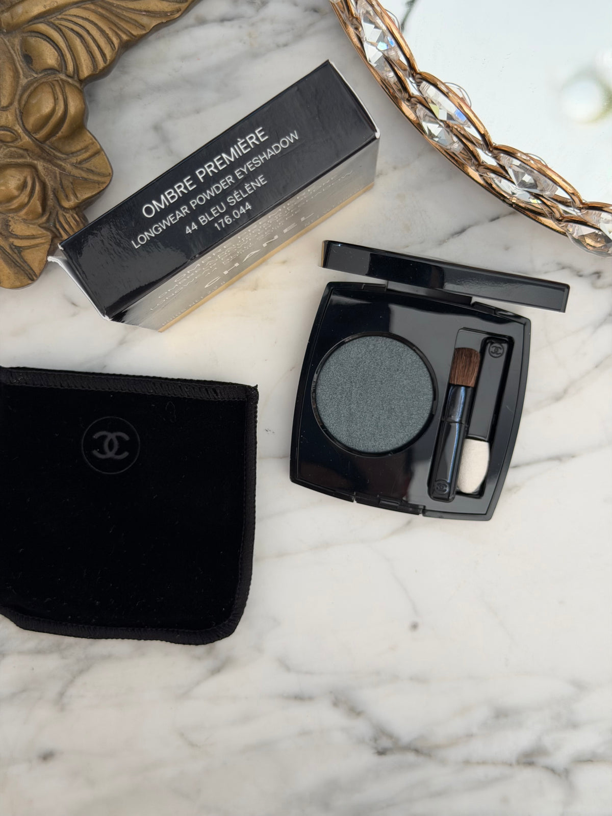 CHANEL
Ombre Première Longwear Powder Eyeshadow (44)