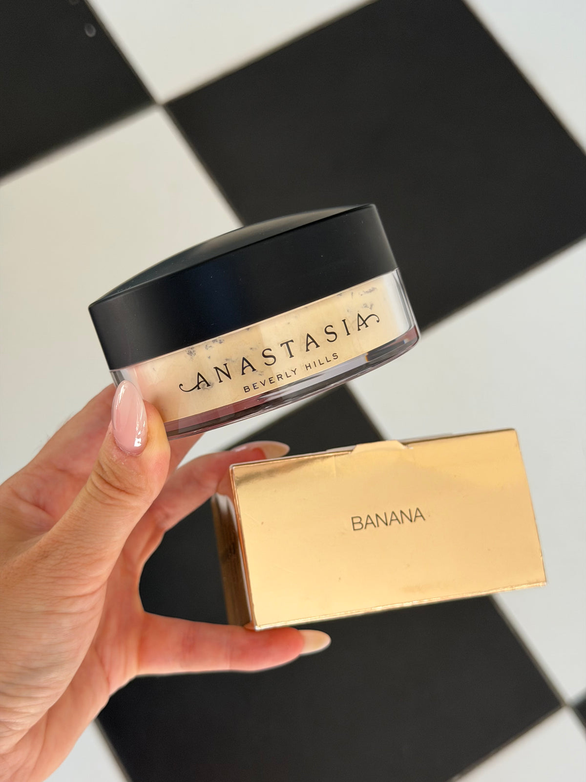 ANASTASIA BEVERLY HILLS
Loose Setting Powder - Banana