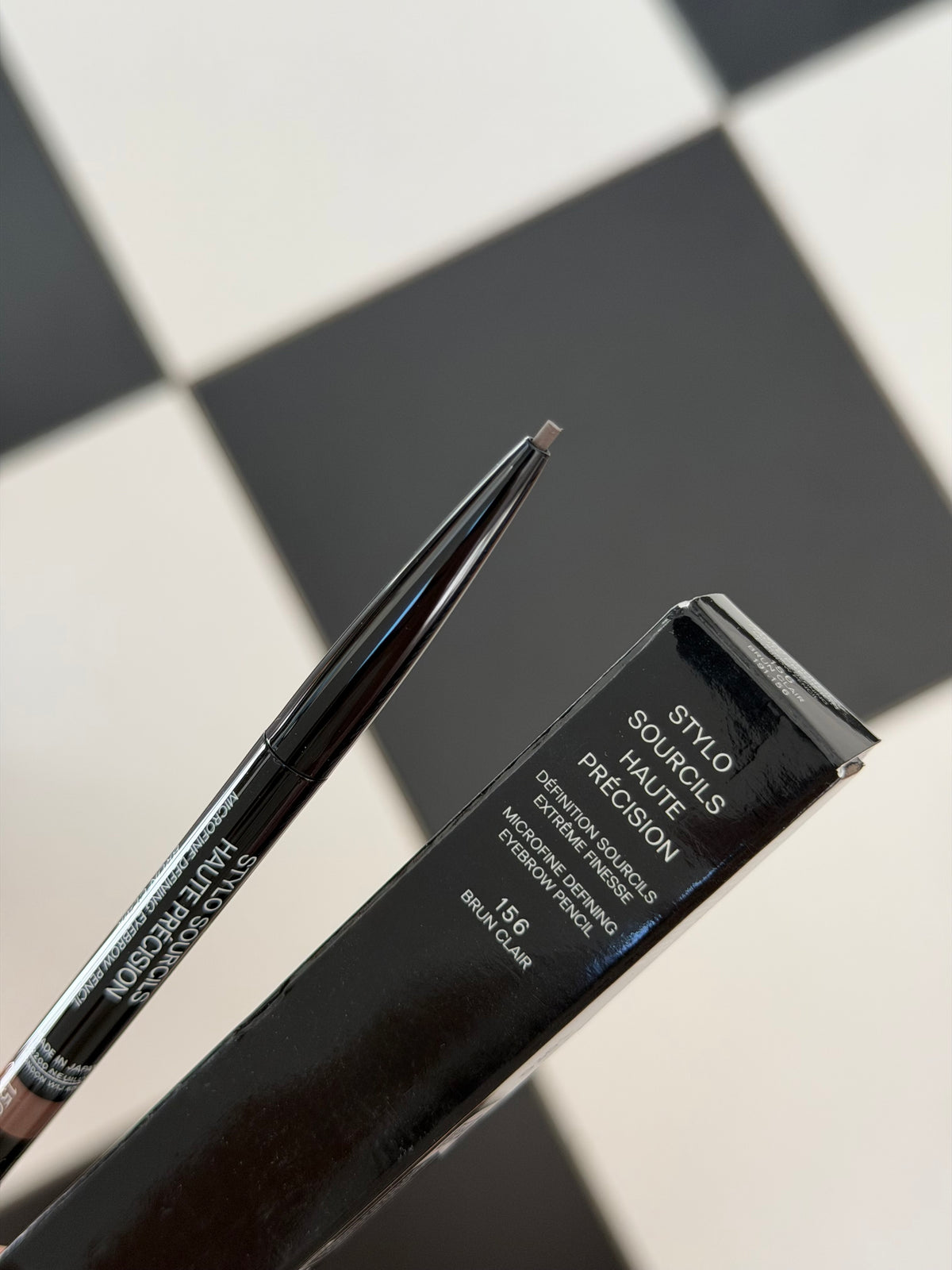 CHANEL Stylo Sourcils Haute Précision (156)
Microfine Defining Eyebrow Pencil