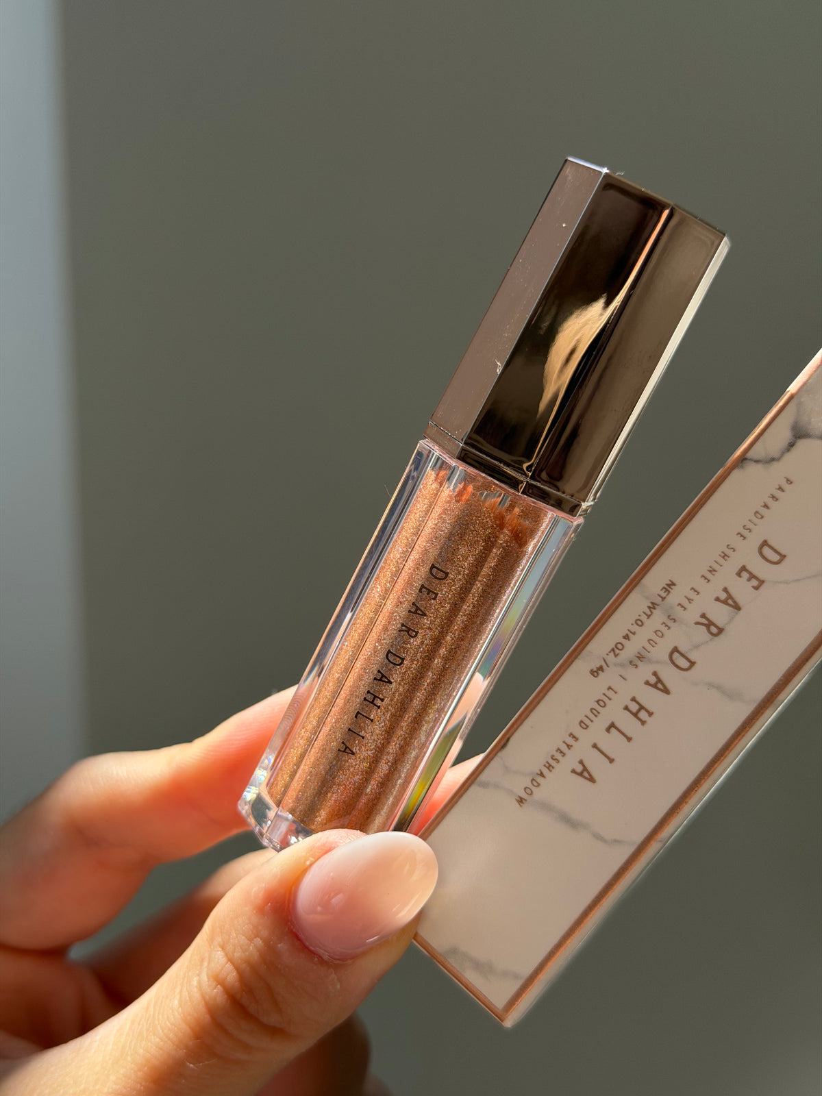 DEAR DAHLIA Paradise Shine Eye Sequins Liquid Eyeshadow - Heroine