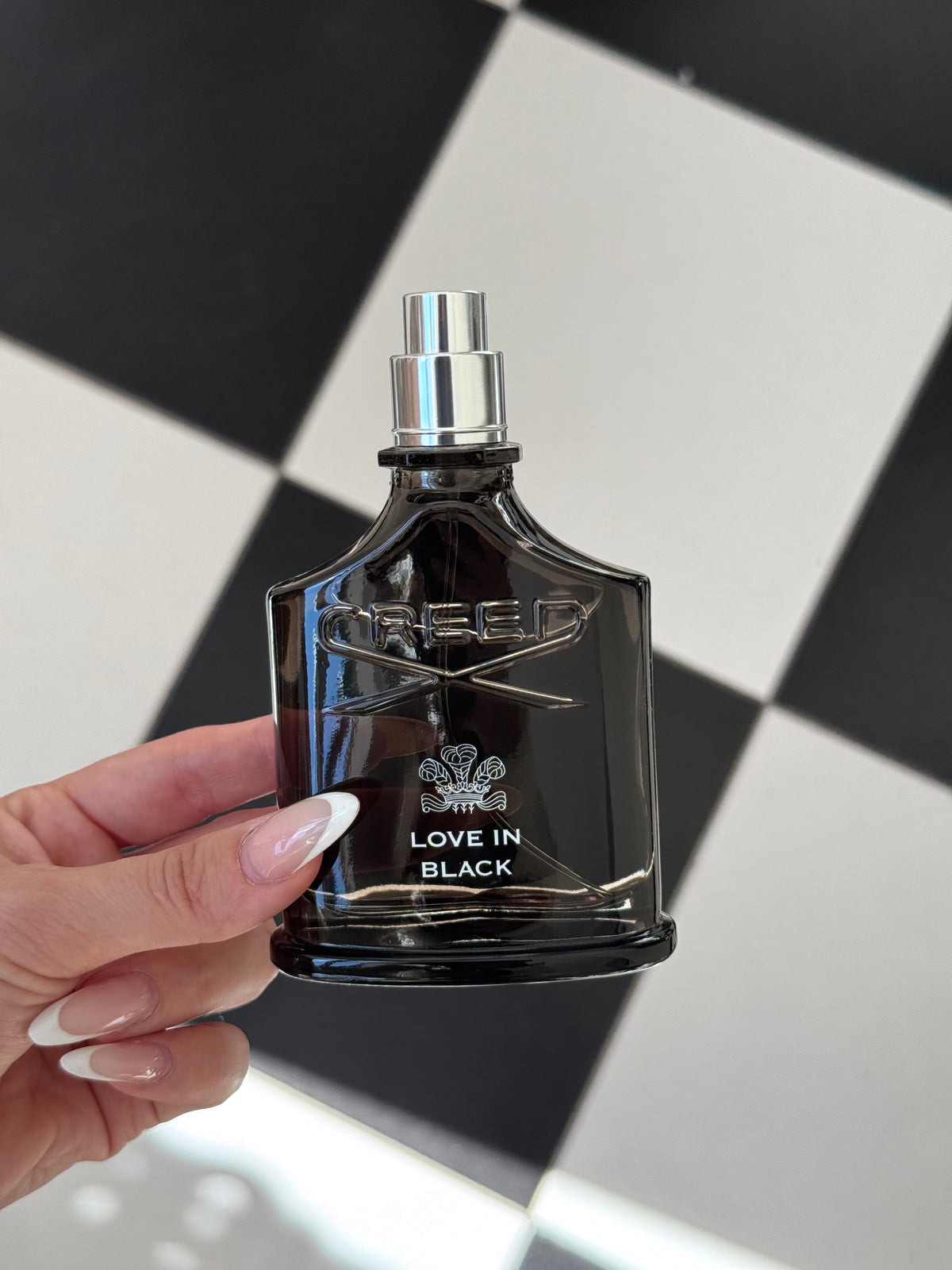 CREED Love In Black
Floral Rich, Violet & Gourmand