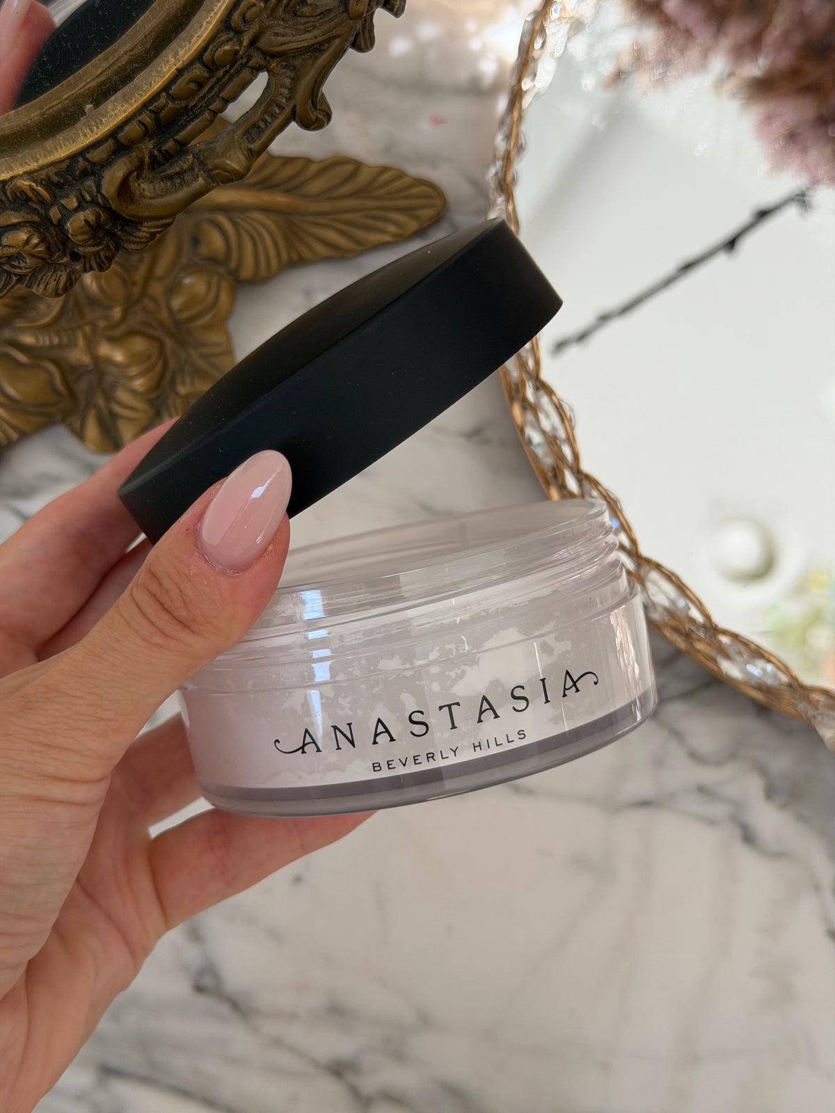 ANASTASIA BEVERLY HILLS
Loose Setting Powder - Translucent