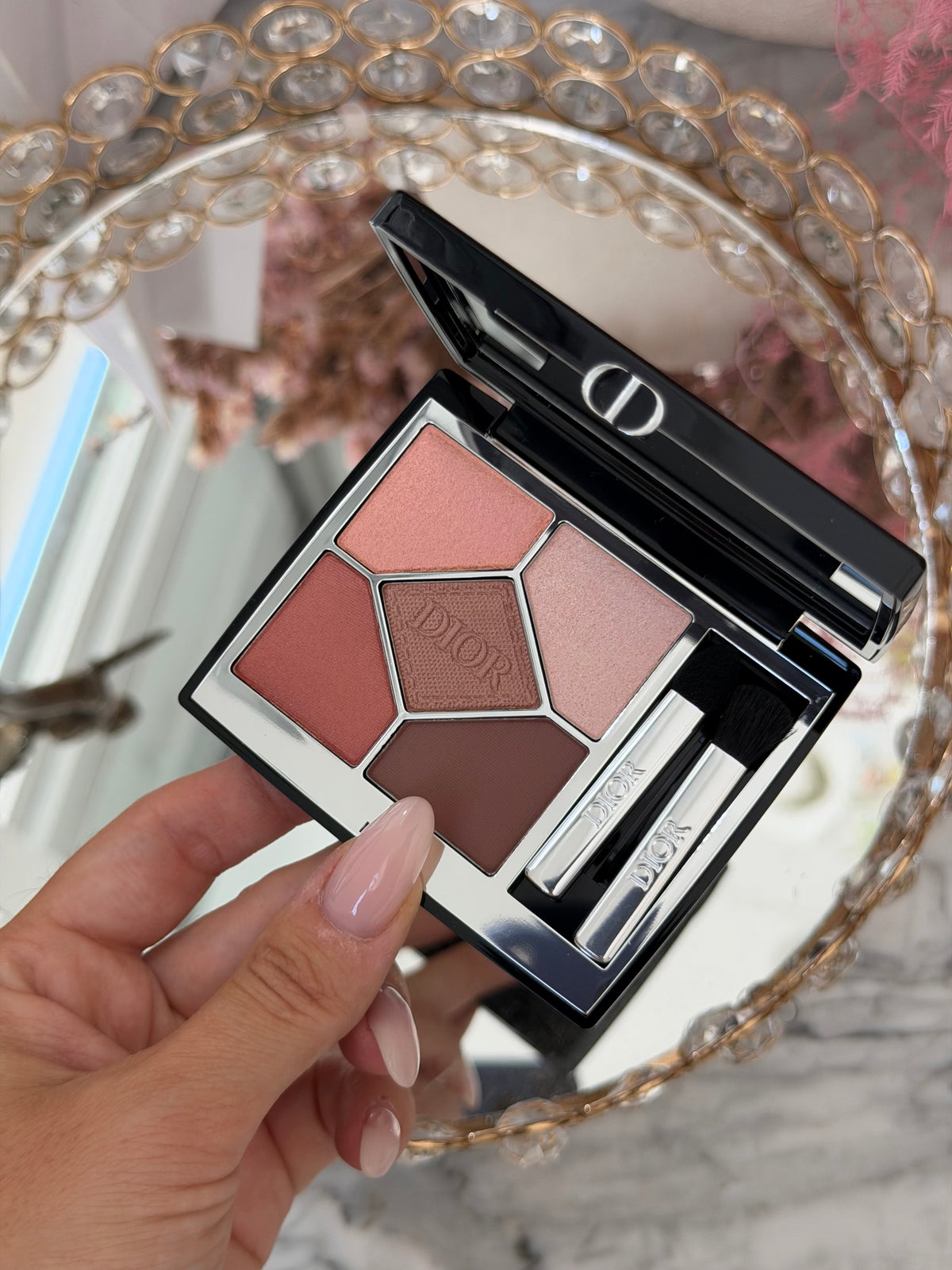 DIOR Diorshow 5 Couleurs
Eye Palette - 5 Eyeshadows - High Color and Long Wear (429)