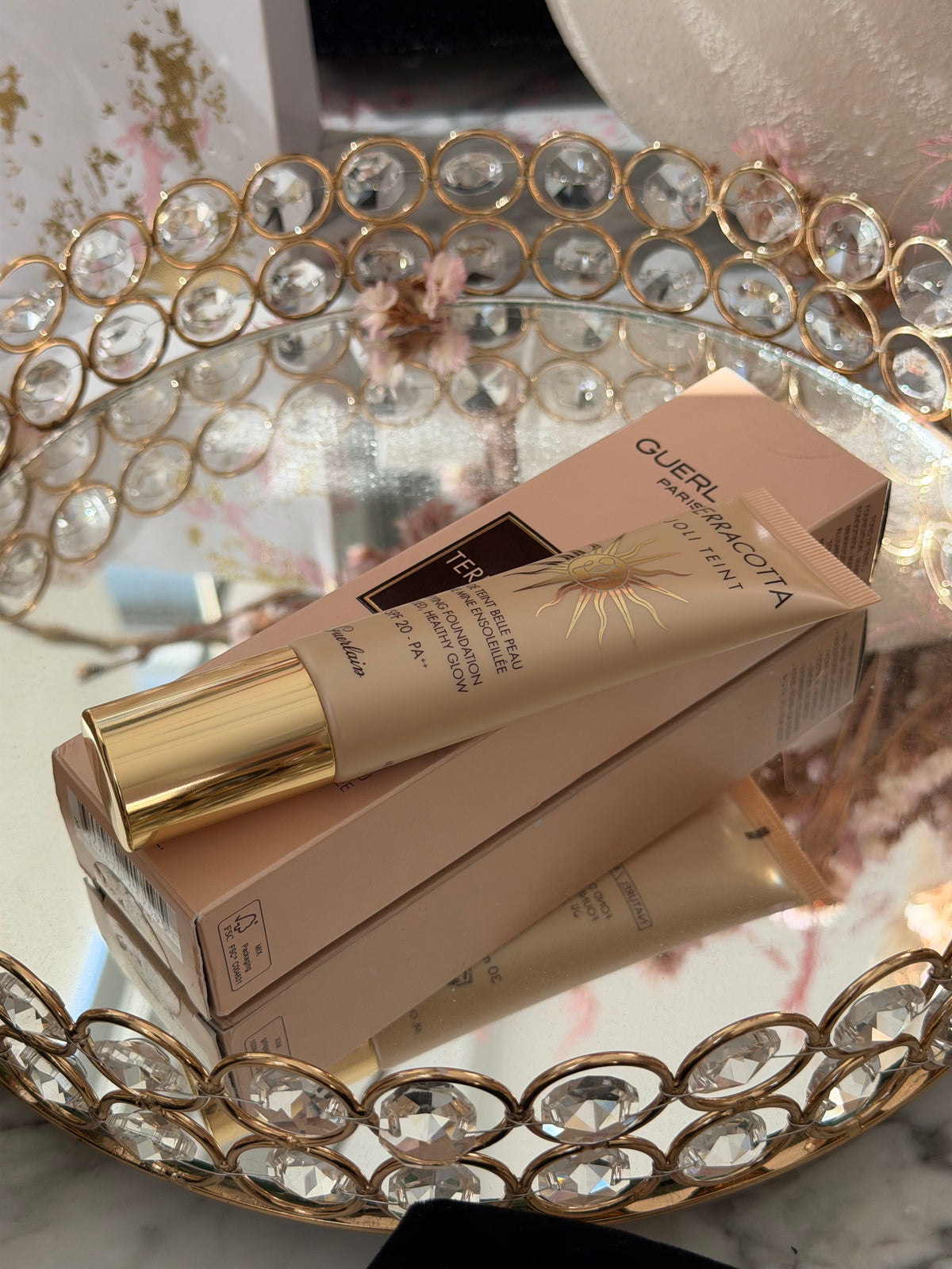 GUERLAIN Terracotta Joli Teint
Beautifying Foundation Sun-Kissed, Healthy Glow SPF20 - PA++