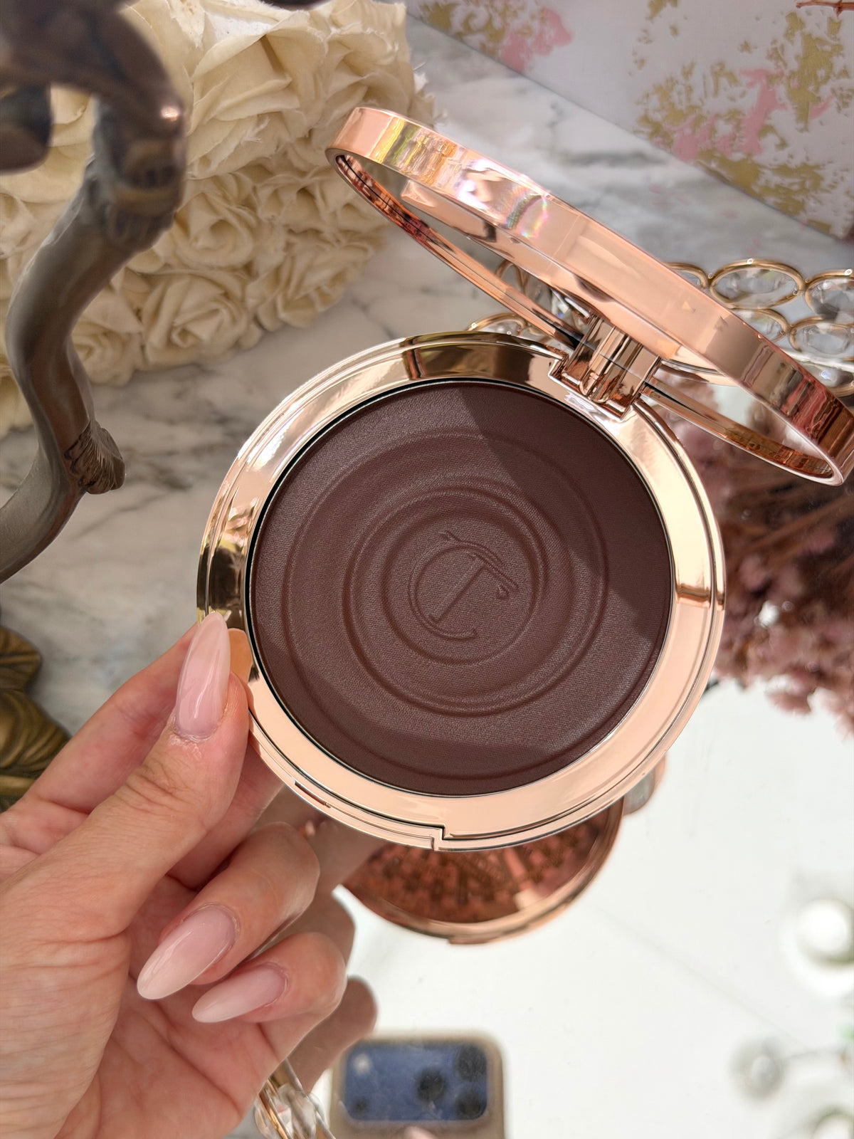 CHARLOTTE TILBURY Beautiful Skin Sun-Kissed Glow Bronzer (4)
Face & Body