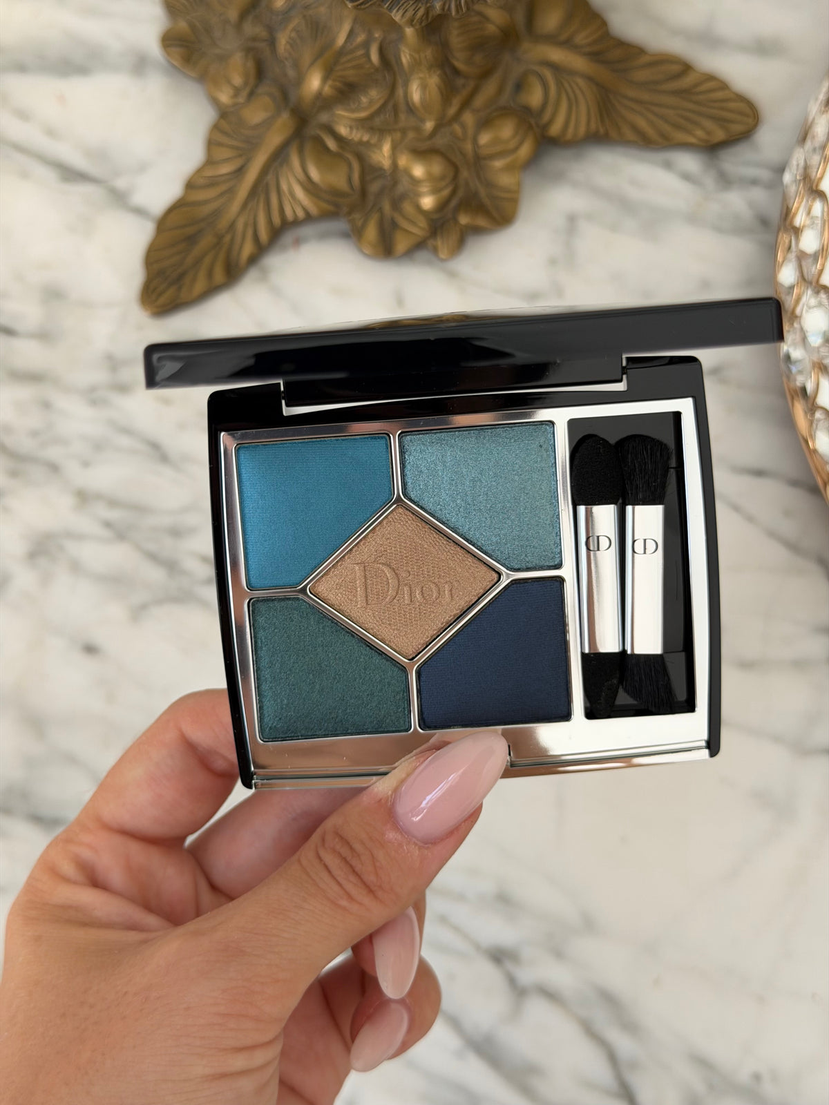DIOR Diorshow 5 Couleurs
Eye Palette - 5 Eyeshadows - High Color and Long Wear (279)