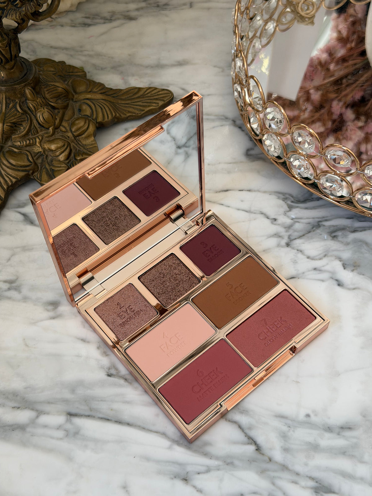 CHARLOTTE TILBURY Hollywood Instant Look In A Palette - Dreamy Bronzed Beauty