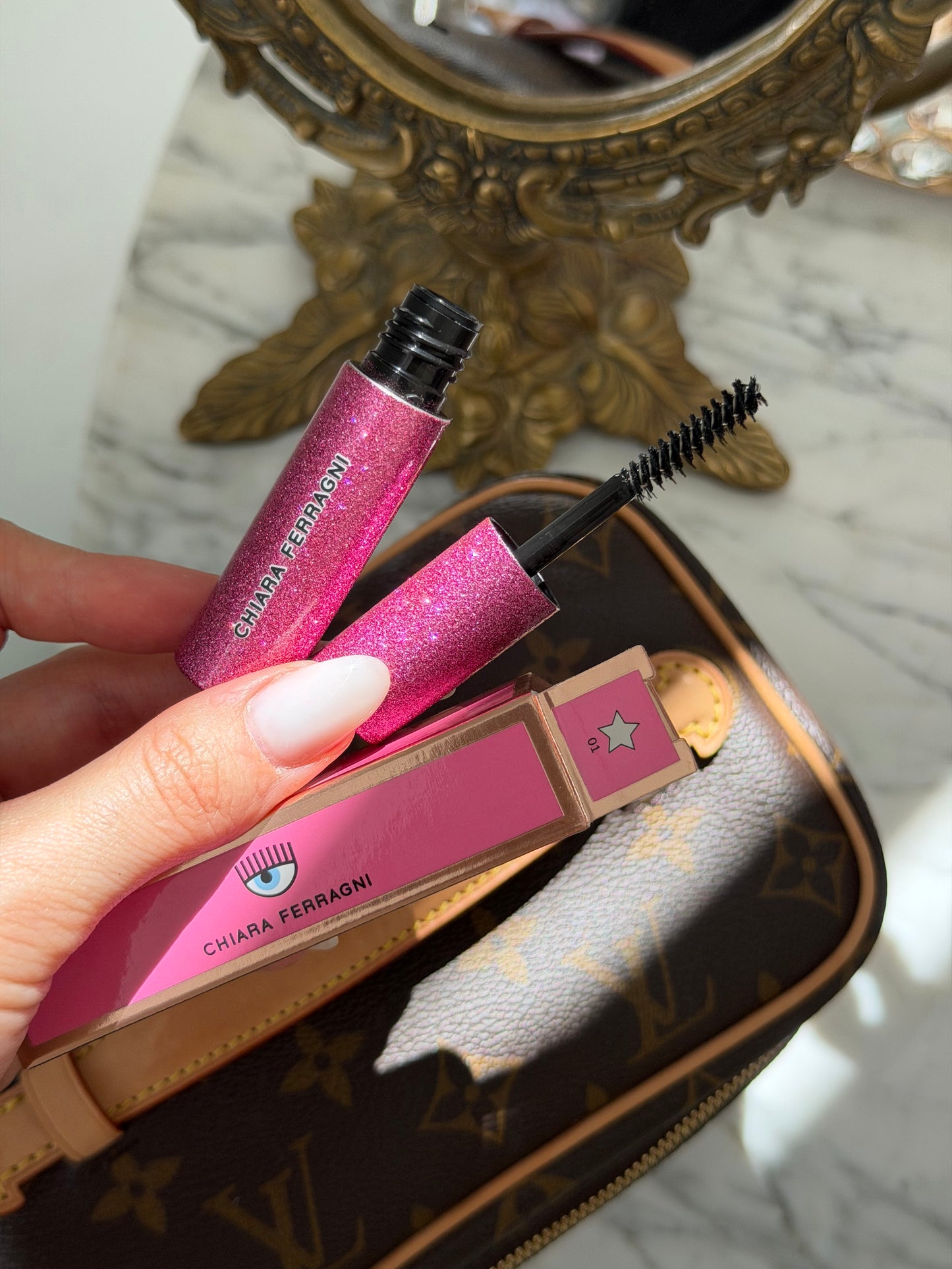 CHIARA FERRAGNI Brow Gel - Don’t Move