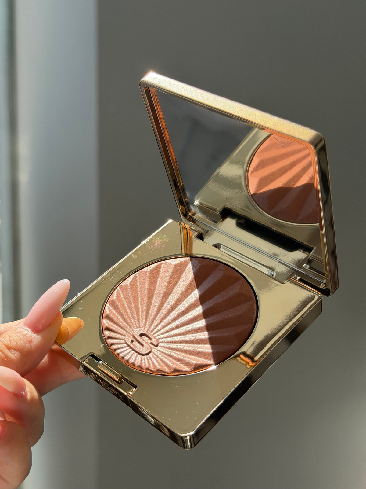 SISLEY Phyto-Touche Illusion D'été Sun-Kissed Powder-Gel