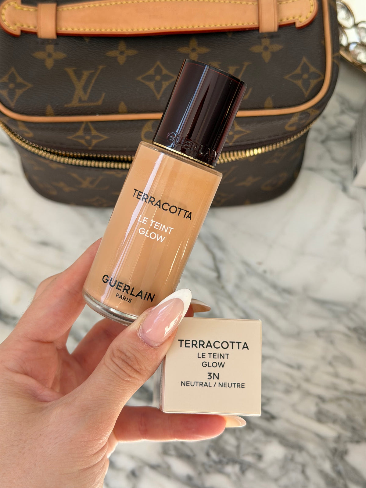 GUERLAIN Terracotta Le Teint Glow (3N)
Healthy Glow Foundation Longwear No-Transfer