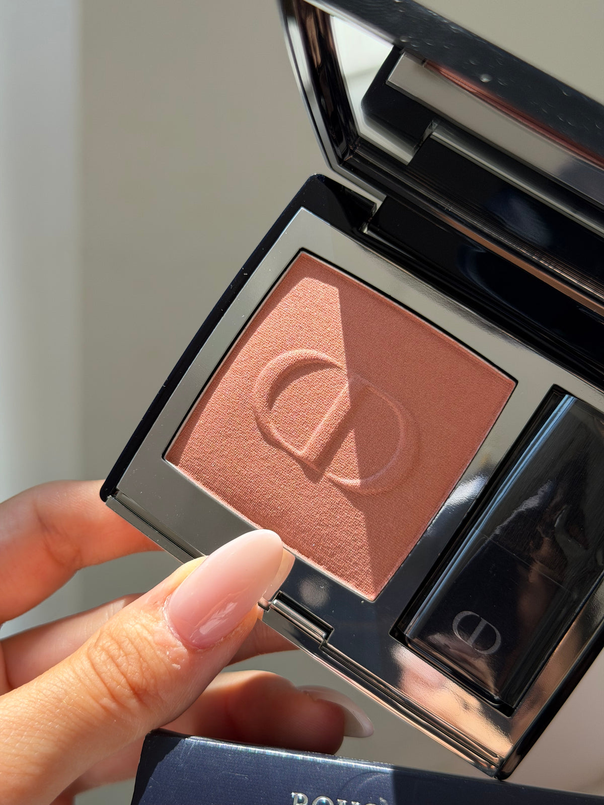 DIOR Rouge Blush Satin
Couture Colour Makeup - Long Wear (959)