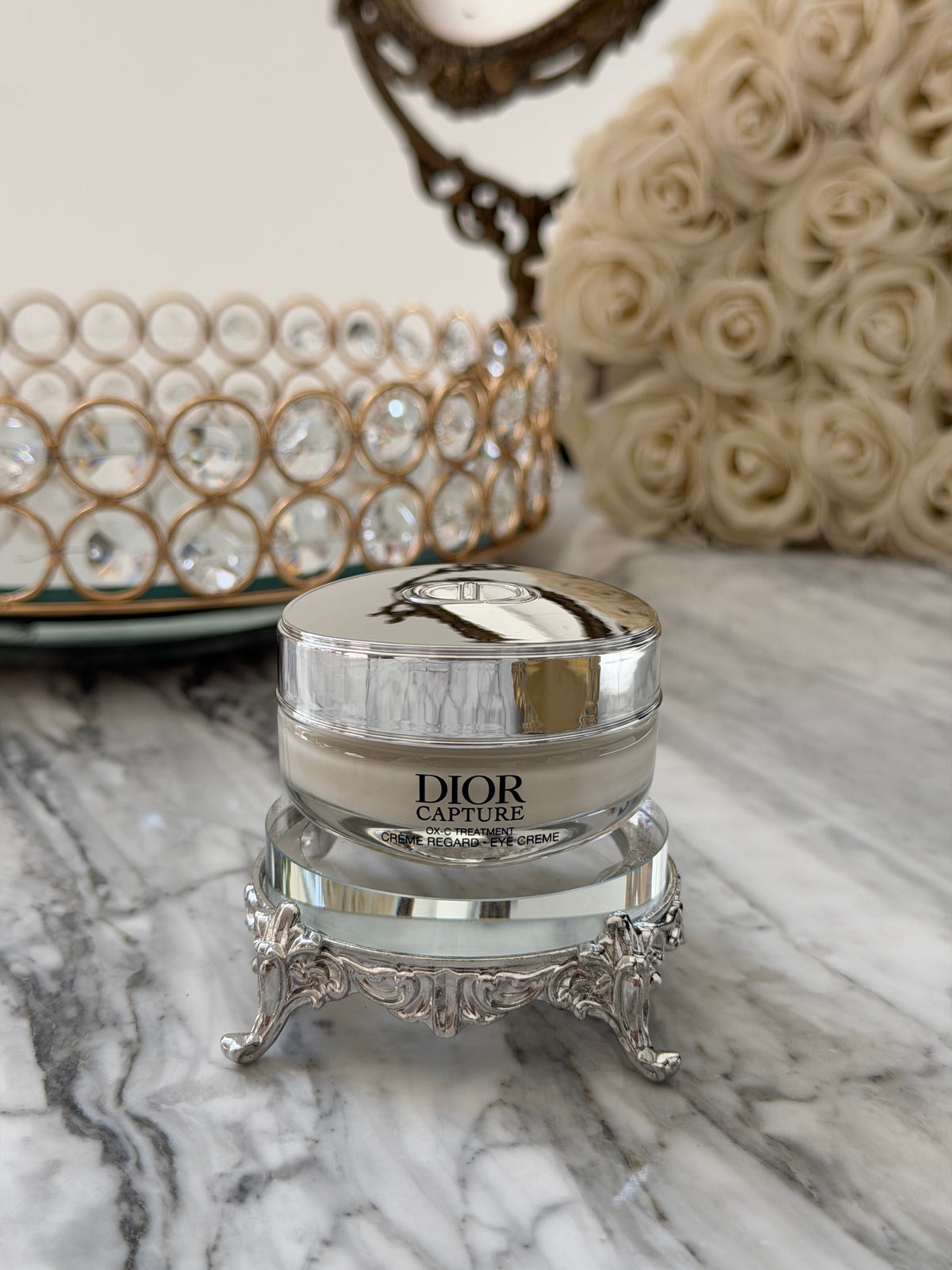 DIOR Capture Eye Creme OX-C Treatment Creme
Age-Defying Correction - Wrinkles, Firmness, Dark Circles and Puffiness