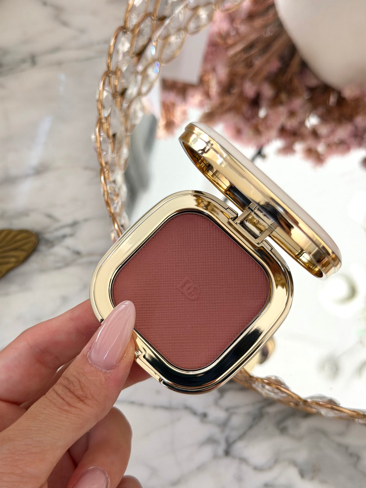 DOLCE&GABBANA
Cheek&Eyes Match - Lasting Blush & Eyshadow Powder (01)
