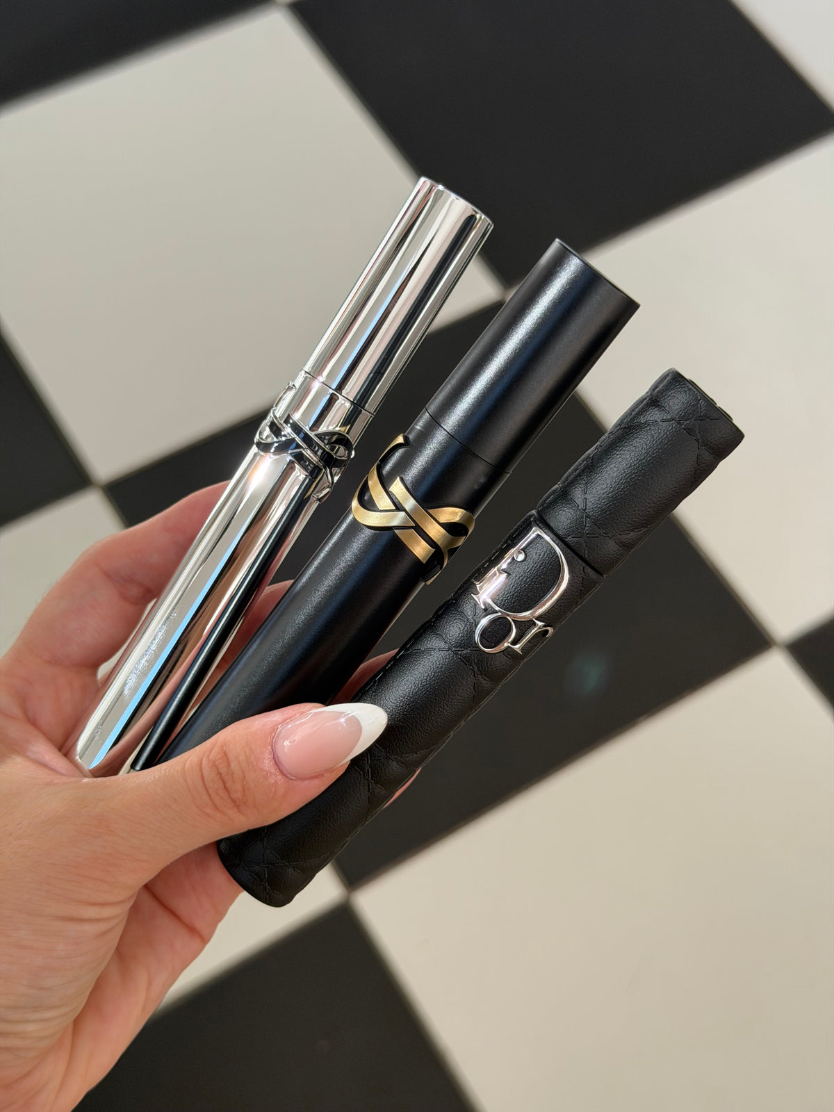 YSL
Lash Clash Extreme Volume Mascara - Black