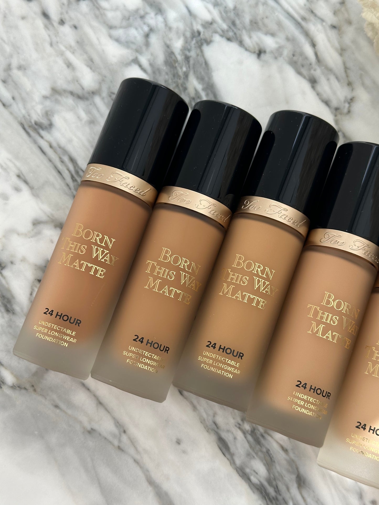 TOO FACED Born This Way Soft Matte Foundation
Oil Controlling Formula + 24H Wear