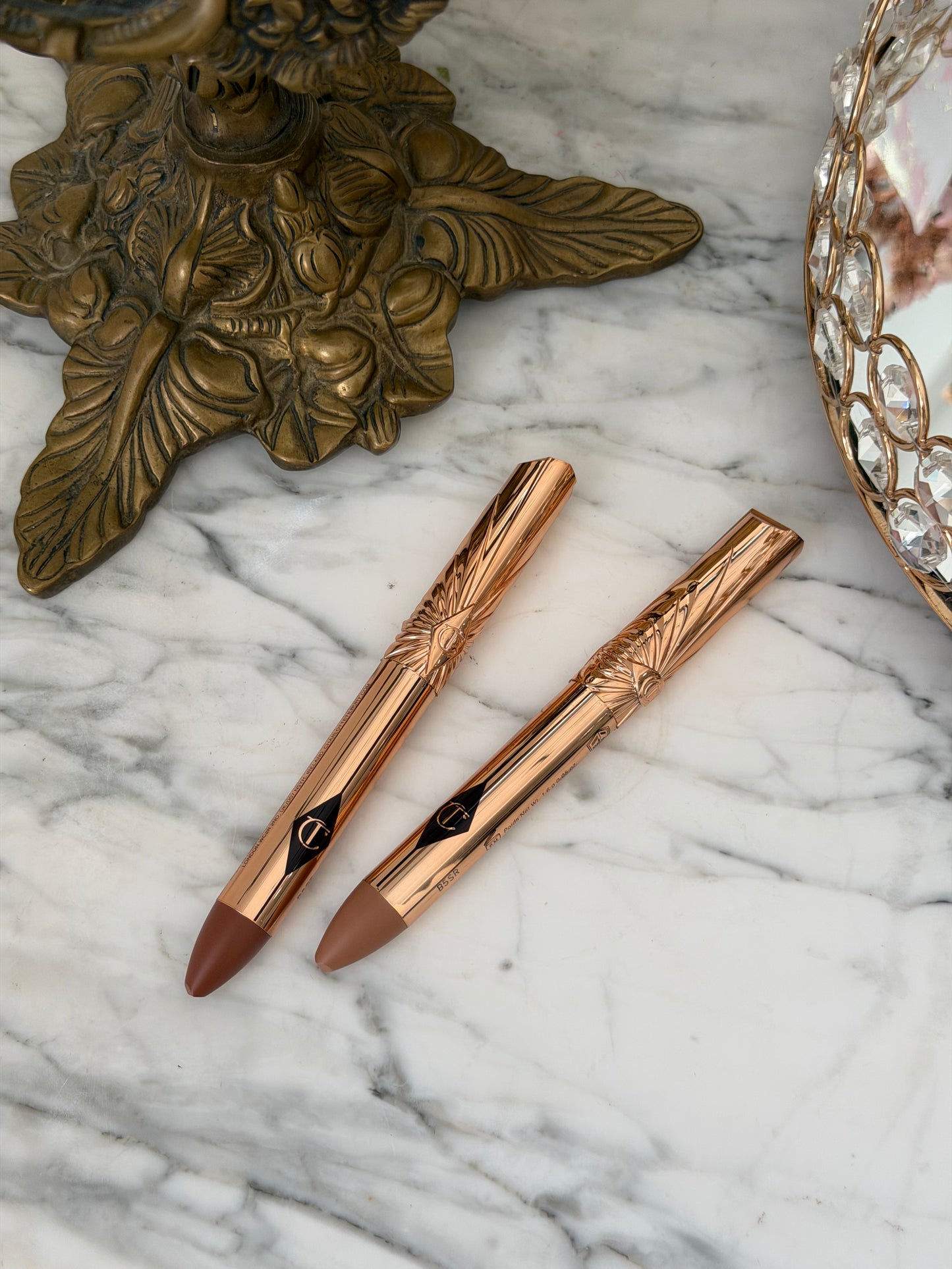 CHARLOTTE TILBURY Exagger-Eyes Easy Eye Shadow Stick - Cashmere Sculpt