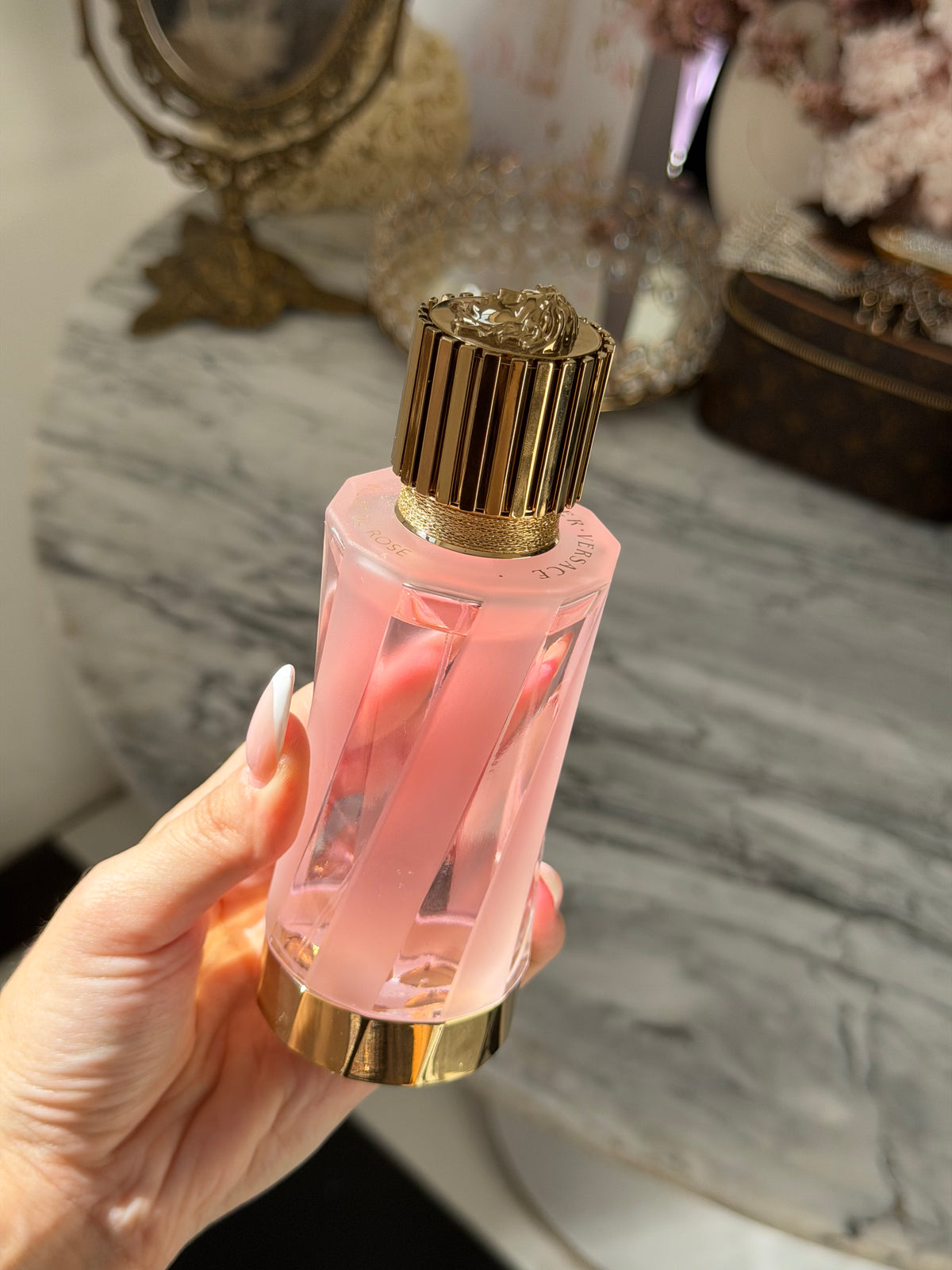 VERSACE ATELIER Eclat De Rose Eau De Parfum