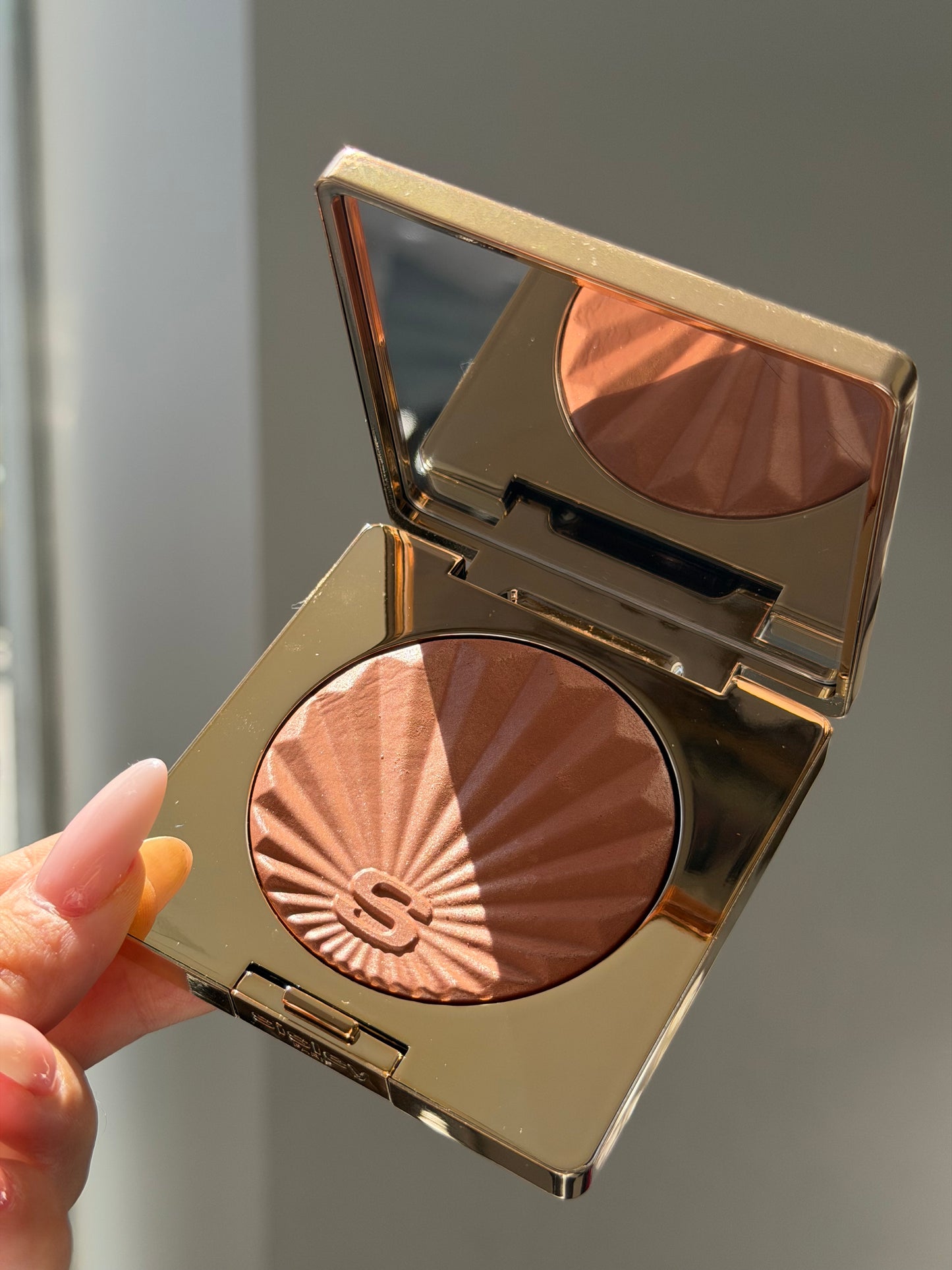 SISLEY Phyto-Touche Illusion D'été Sun-Kissed Powder-Gel