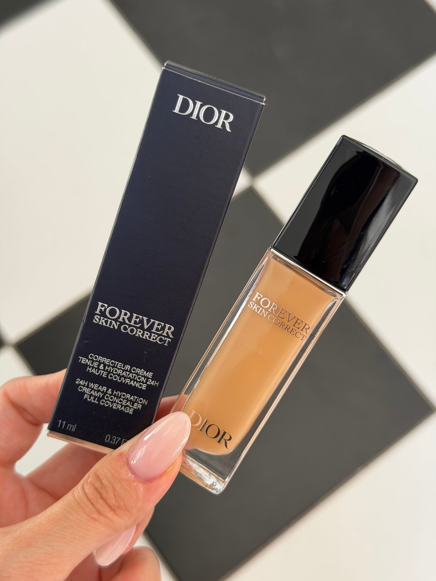 DIOR Forever Skin Correct (3W)
Full-Coverage Concealer - 24h Hydration and Wear - No Transfer